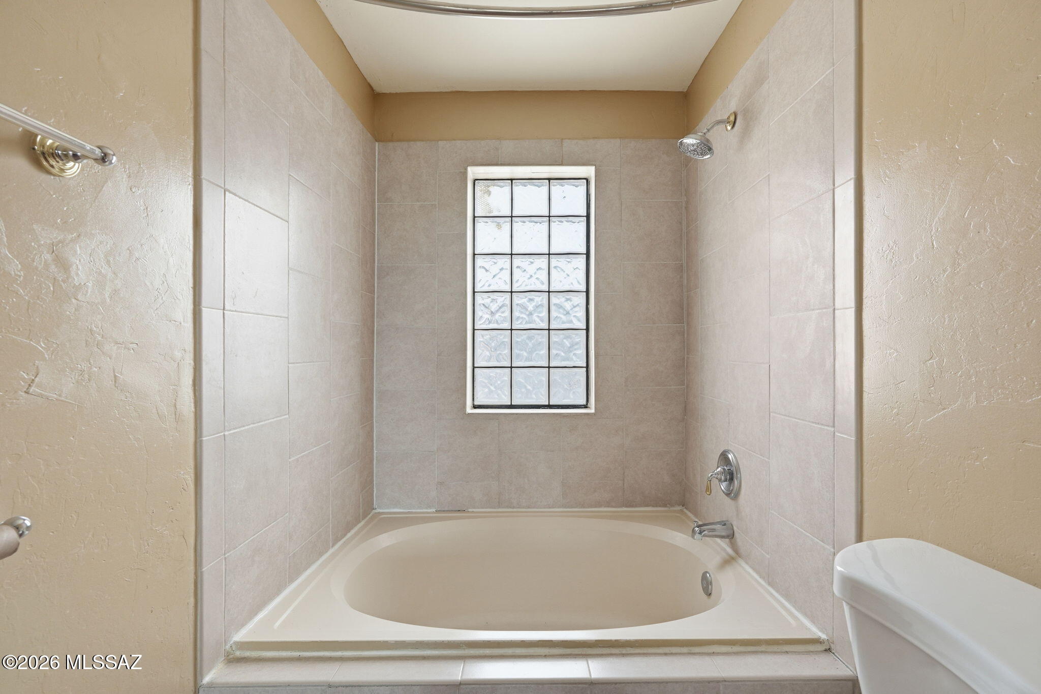 Fairway Terrace Condos. (Units 1-30) - Residential