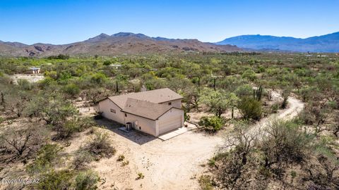 Photo of 4243 N Soldier Trail, Tucson, AZ 85749 (MLS # 22607663)