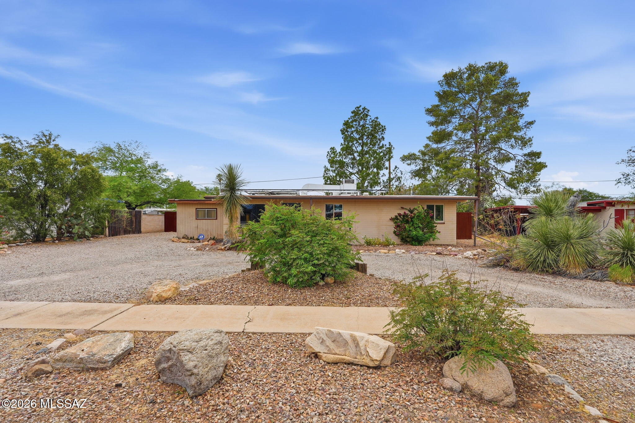942 S Fordham Drive