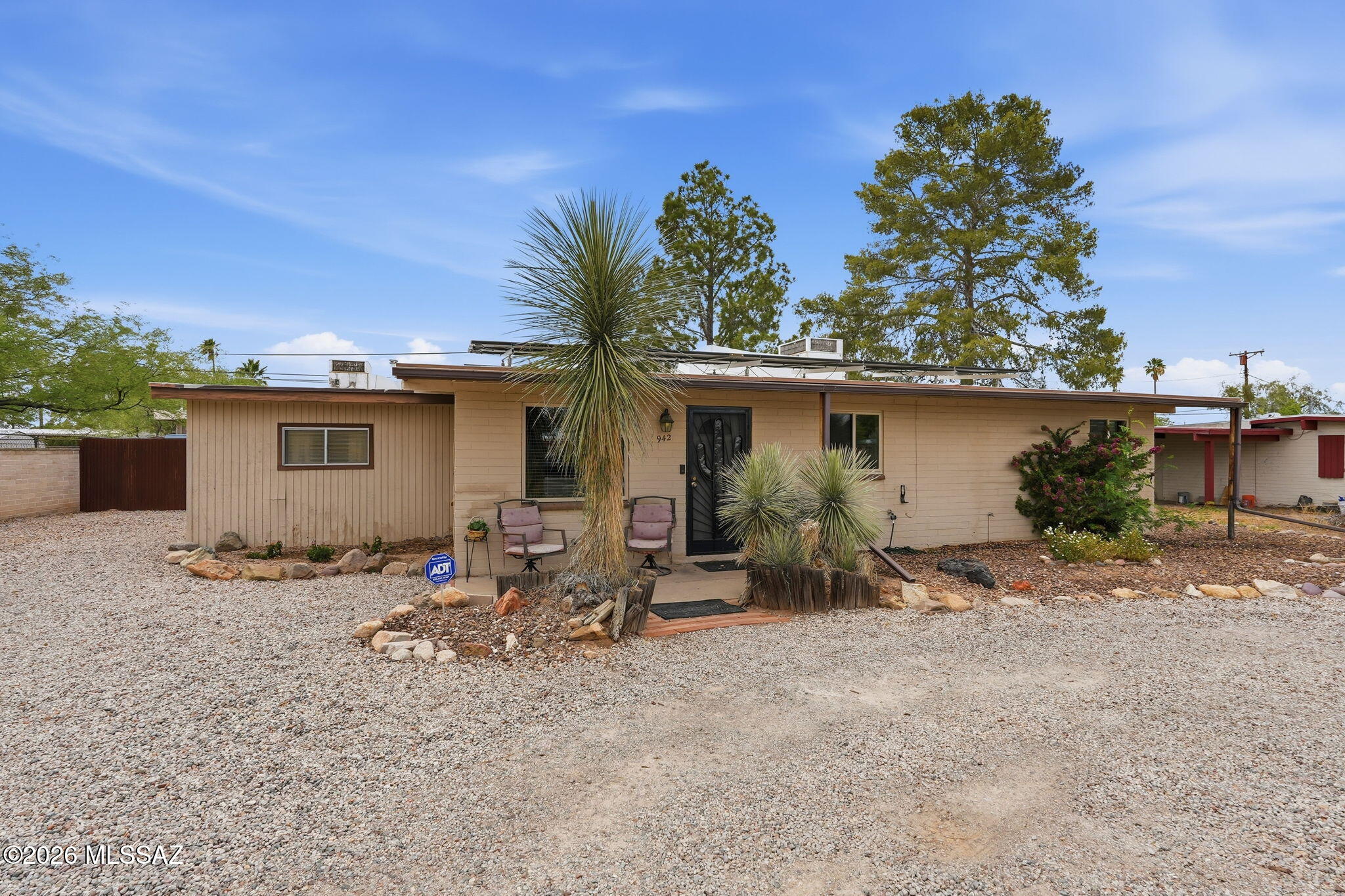 942 S Fordham Drive