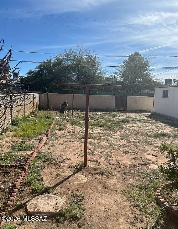 Country Club Annex - Residential Lease