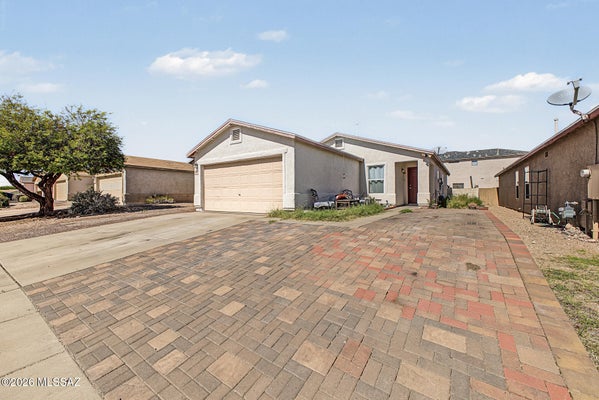 7471 S NEVIL DR, TUCSON, AZ 85746 - Image 867c3ddc0363fcb167eccb9ef3a73c65/767045667