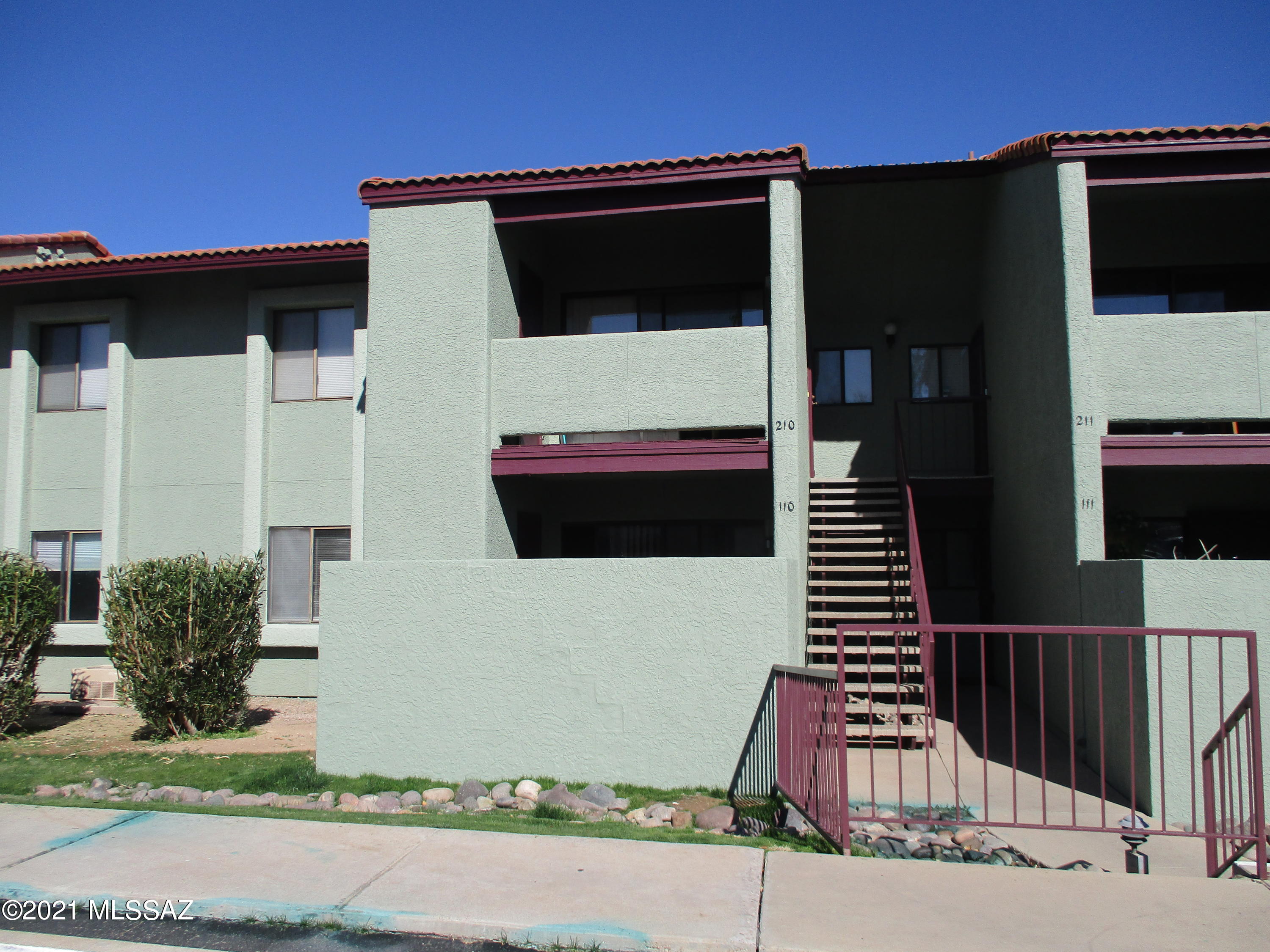Woodland Place Condominiums (101-152, 201-252) - Residential Lease