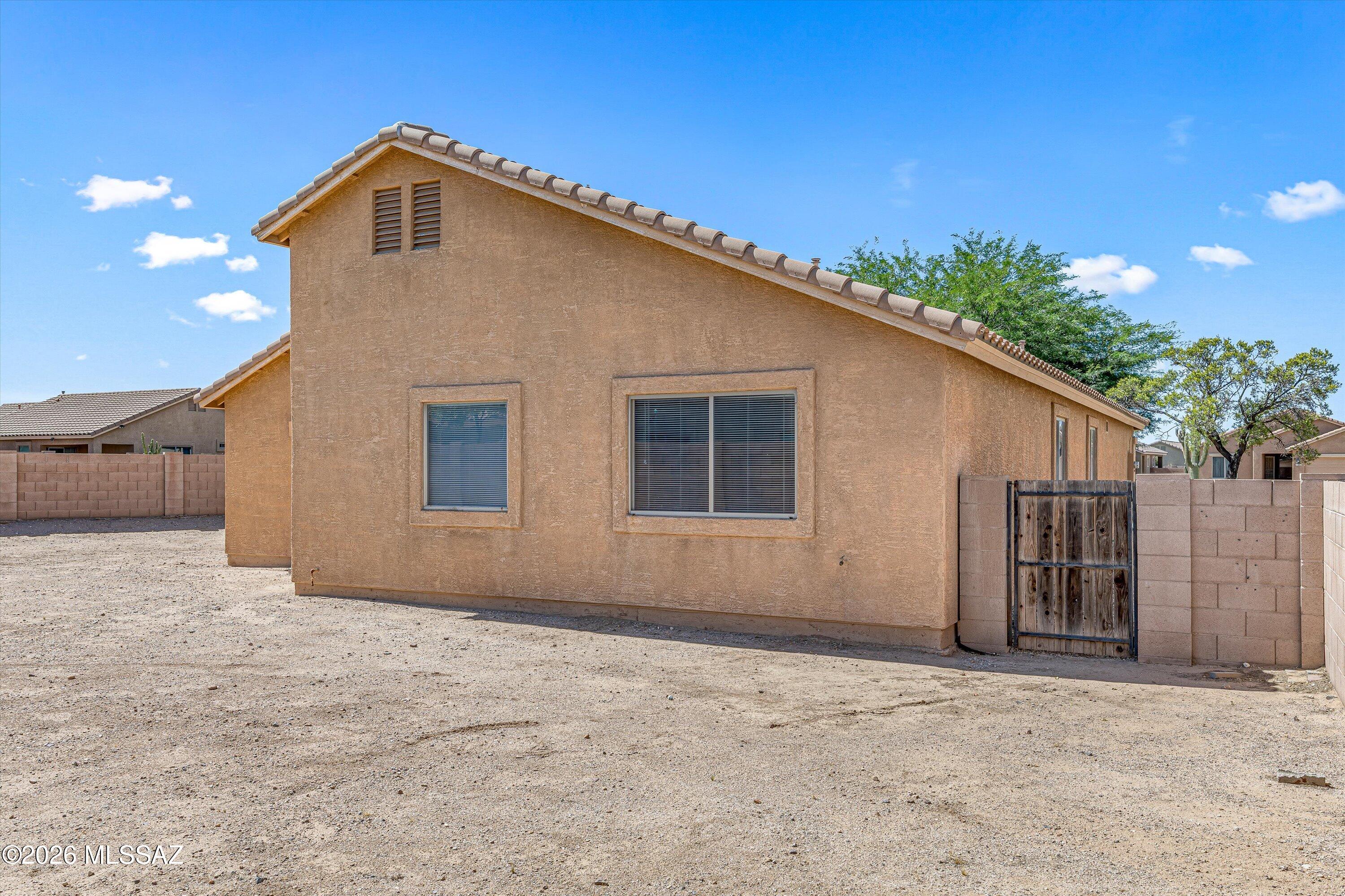 San Lucas Block 9 - Residential