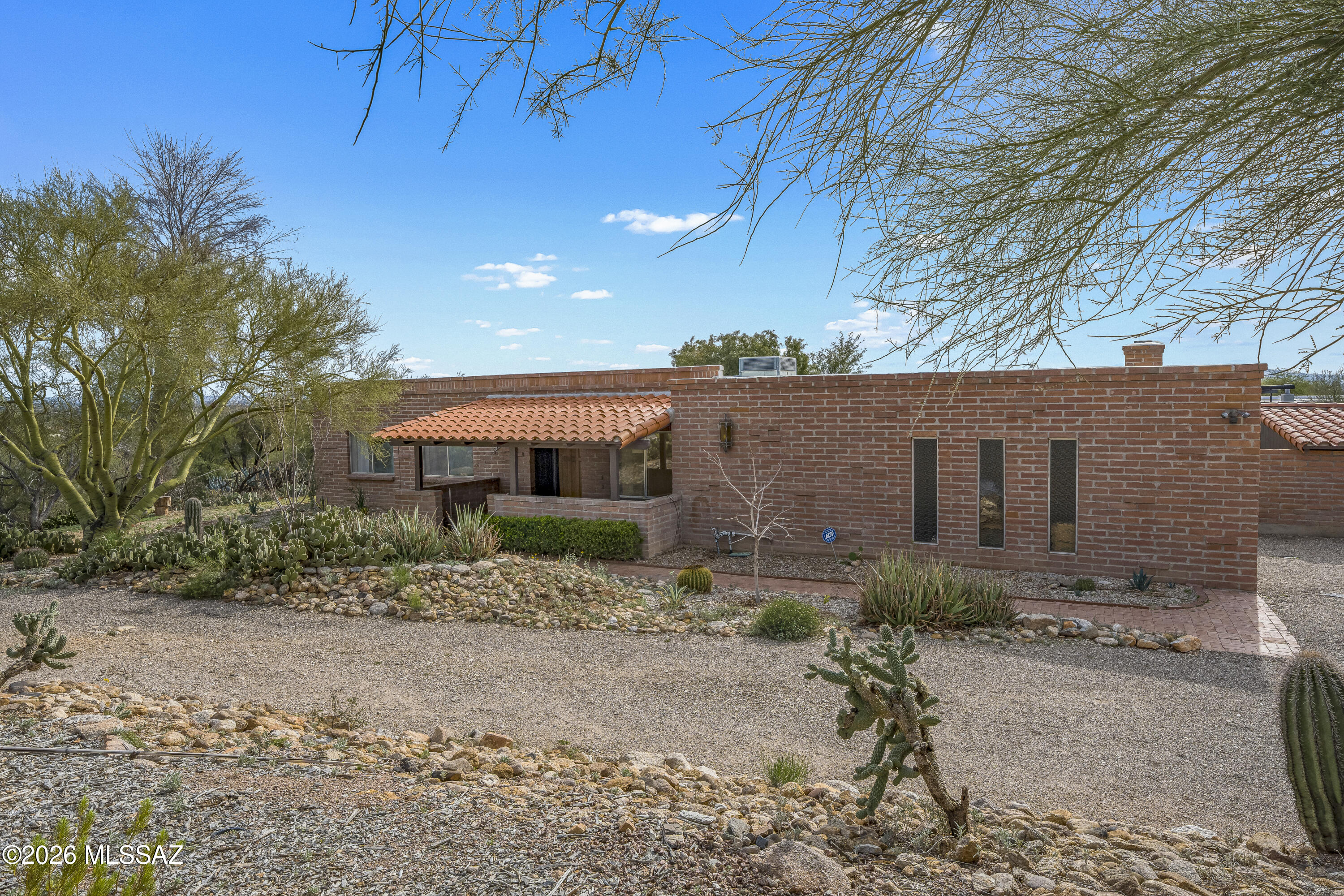 3951 N Four Winds Drive