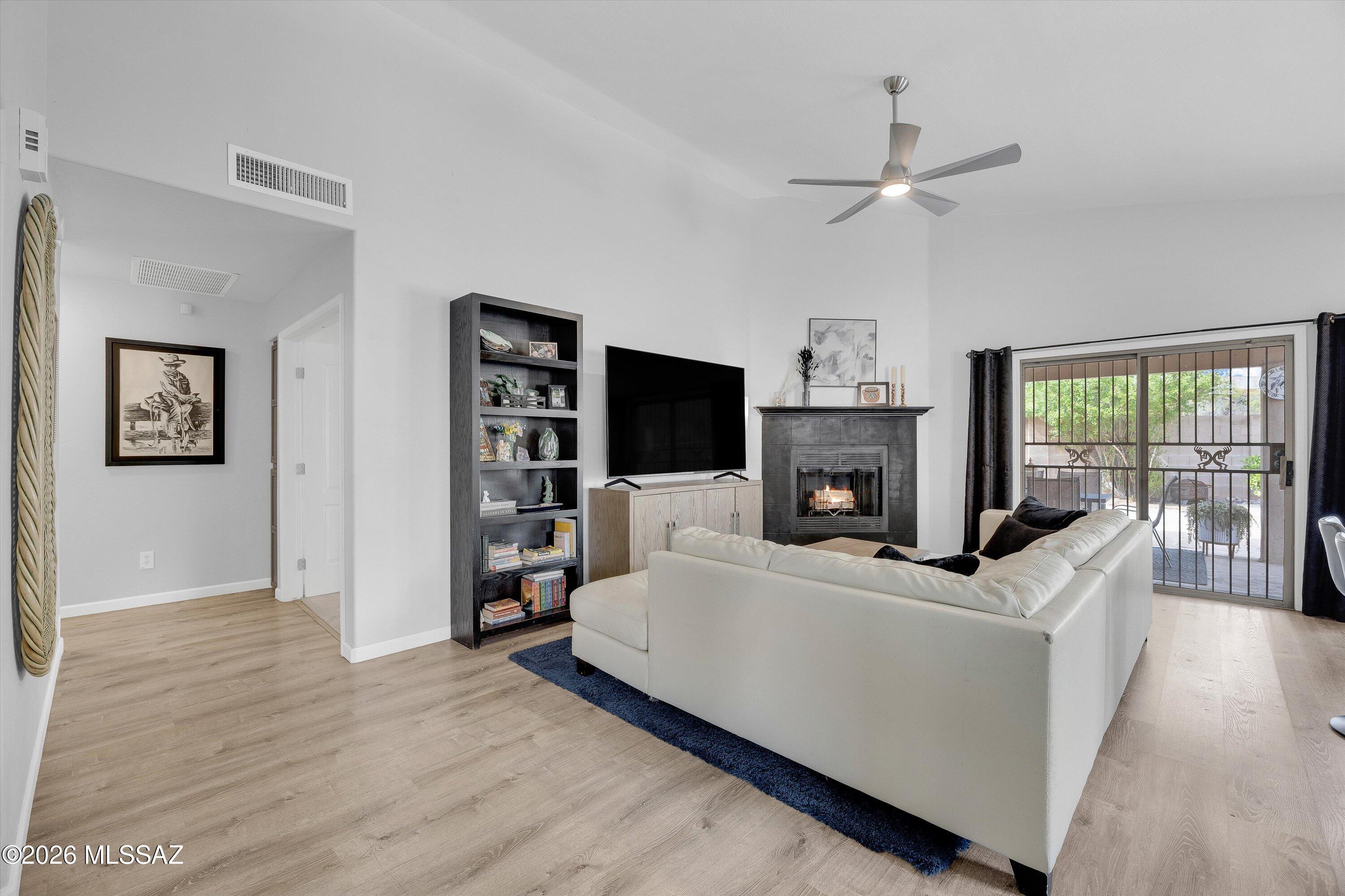 Casas Adobes Terrace (1-184) - Residential