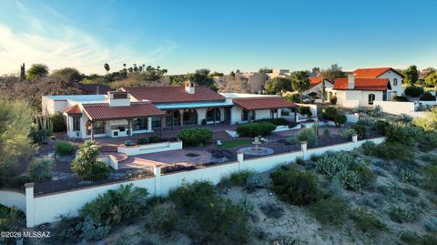 Photo of 8528 N Nob Hill Drive, Tucson, AZ 85742 (MLS # 22602898)