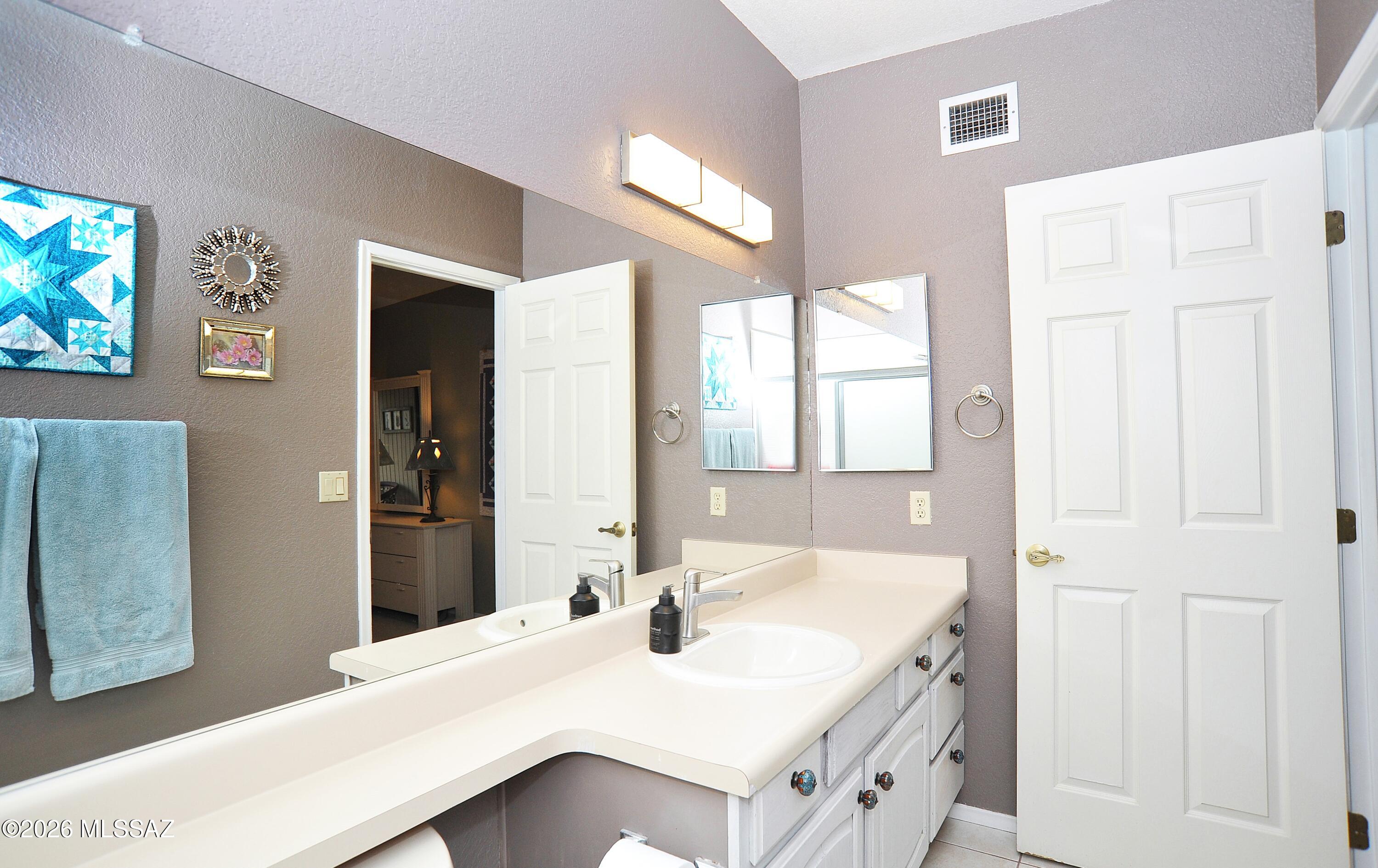 La Cholla Hills(314-353) - Residential