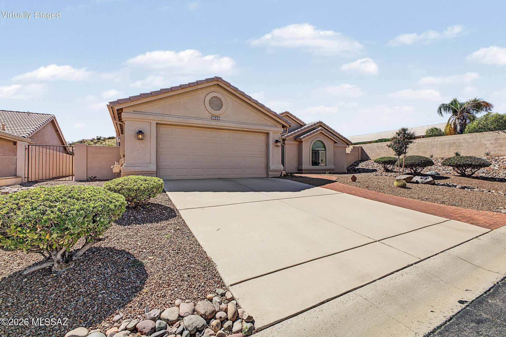 63647 E Edgeview Lane