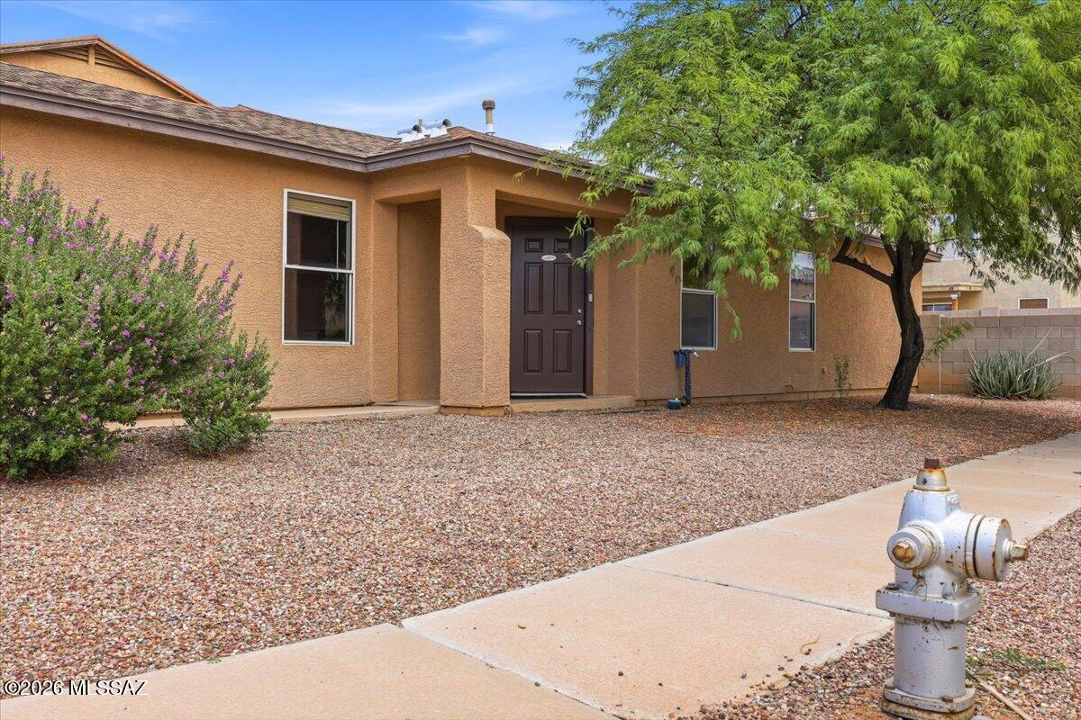 7083 S Gull Lane