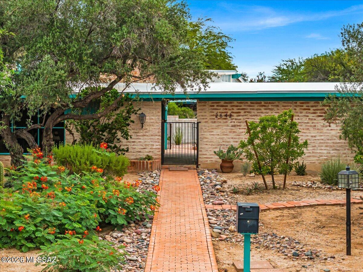2642 N Bahana Drive