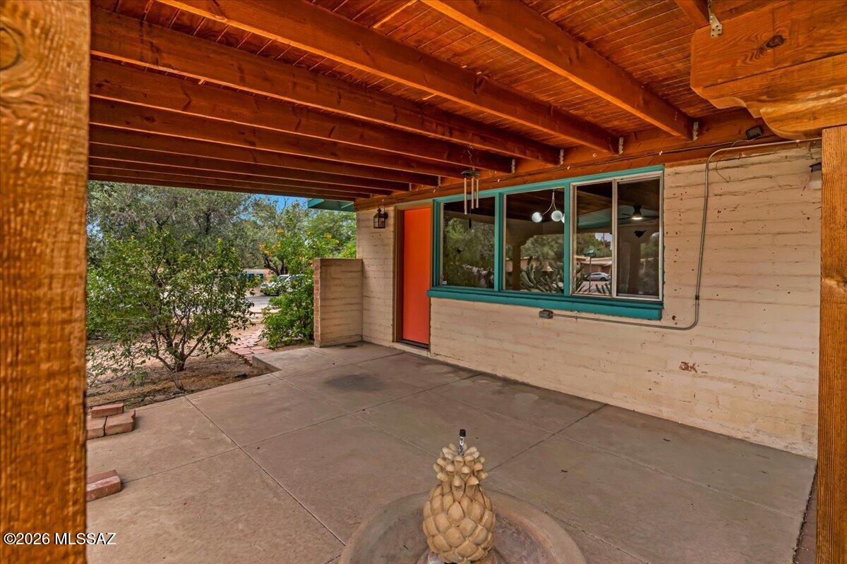 2642 N Bahana Drive