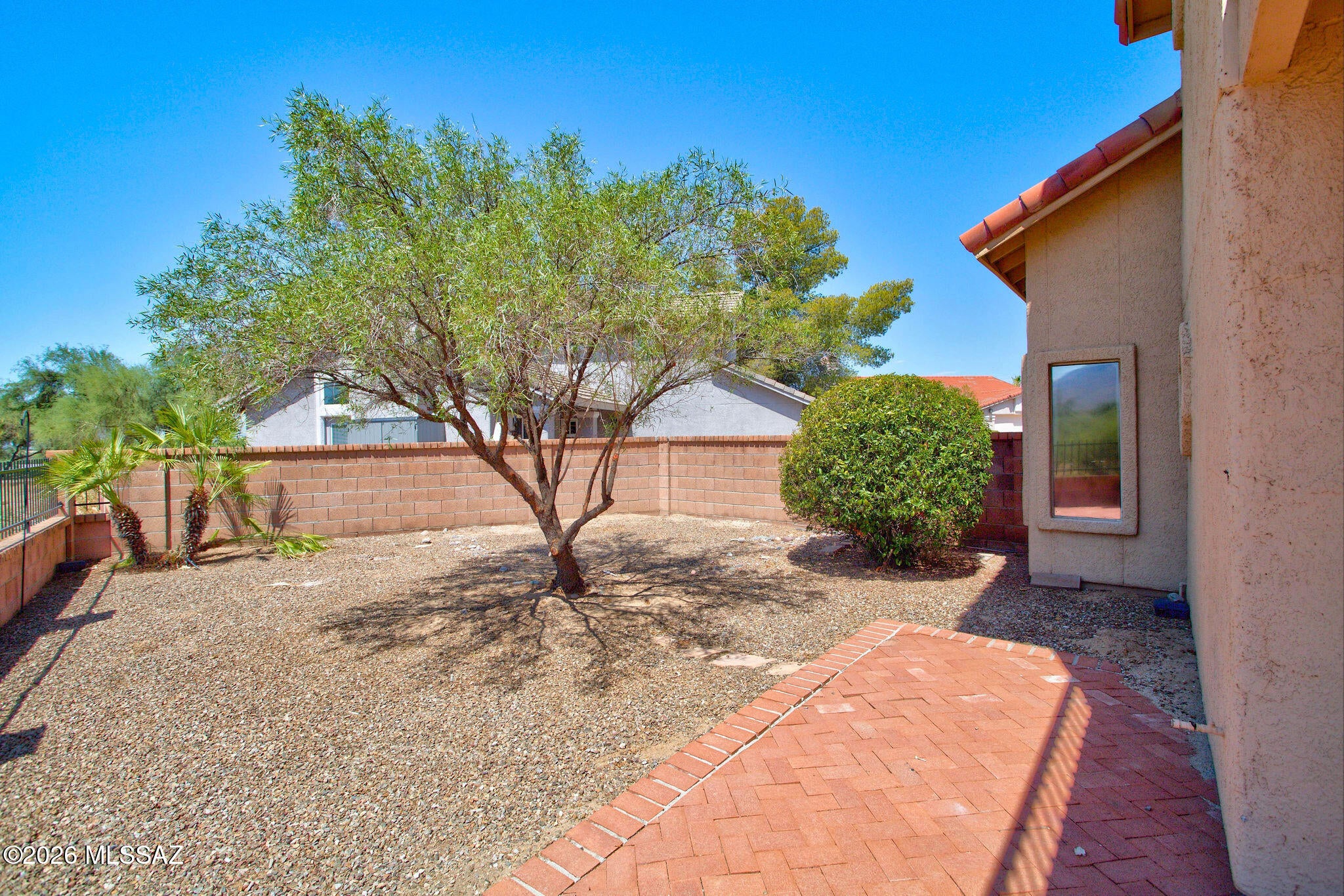 1223 W Firestone Place