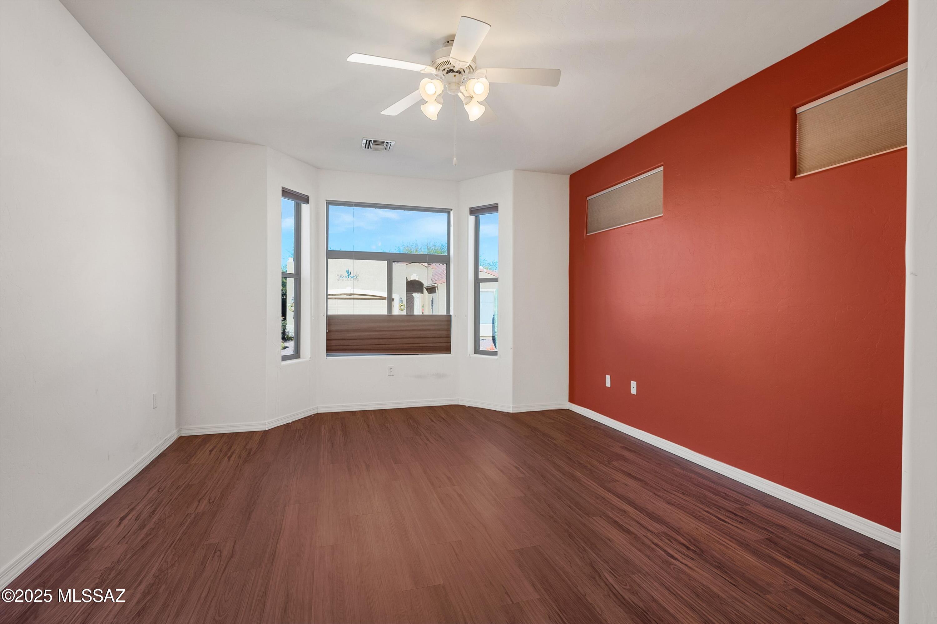 Las Campanas Villiage Phase II (112-219) - Residential