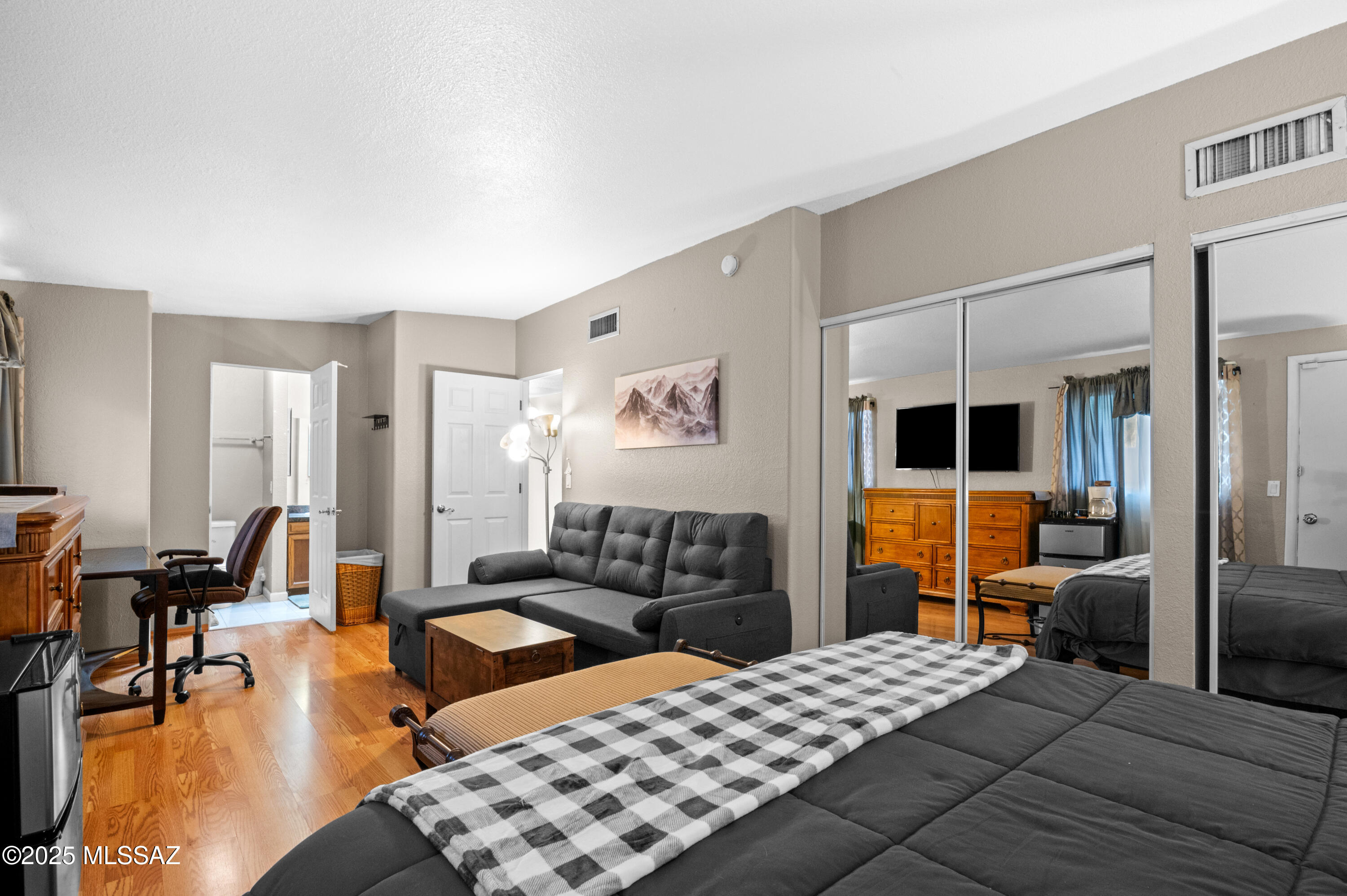 Casas Adobes Estates (541-618) - Residential