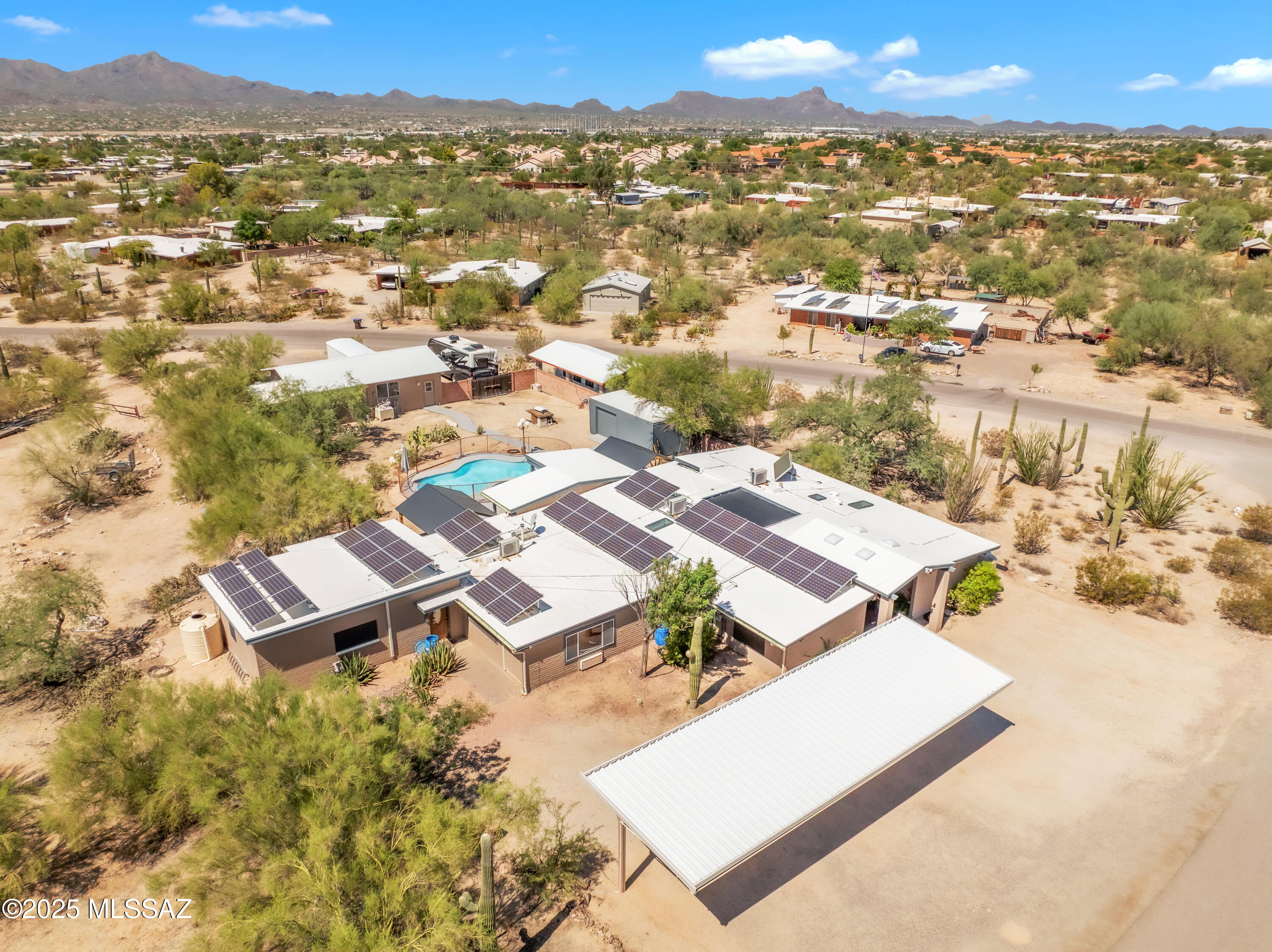 Casas Adobes Estates (541-618) - Residential