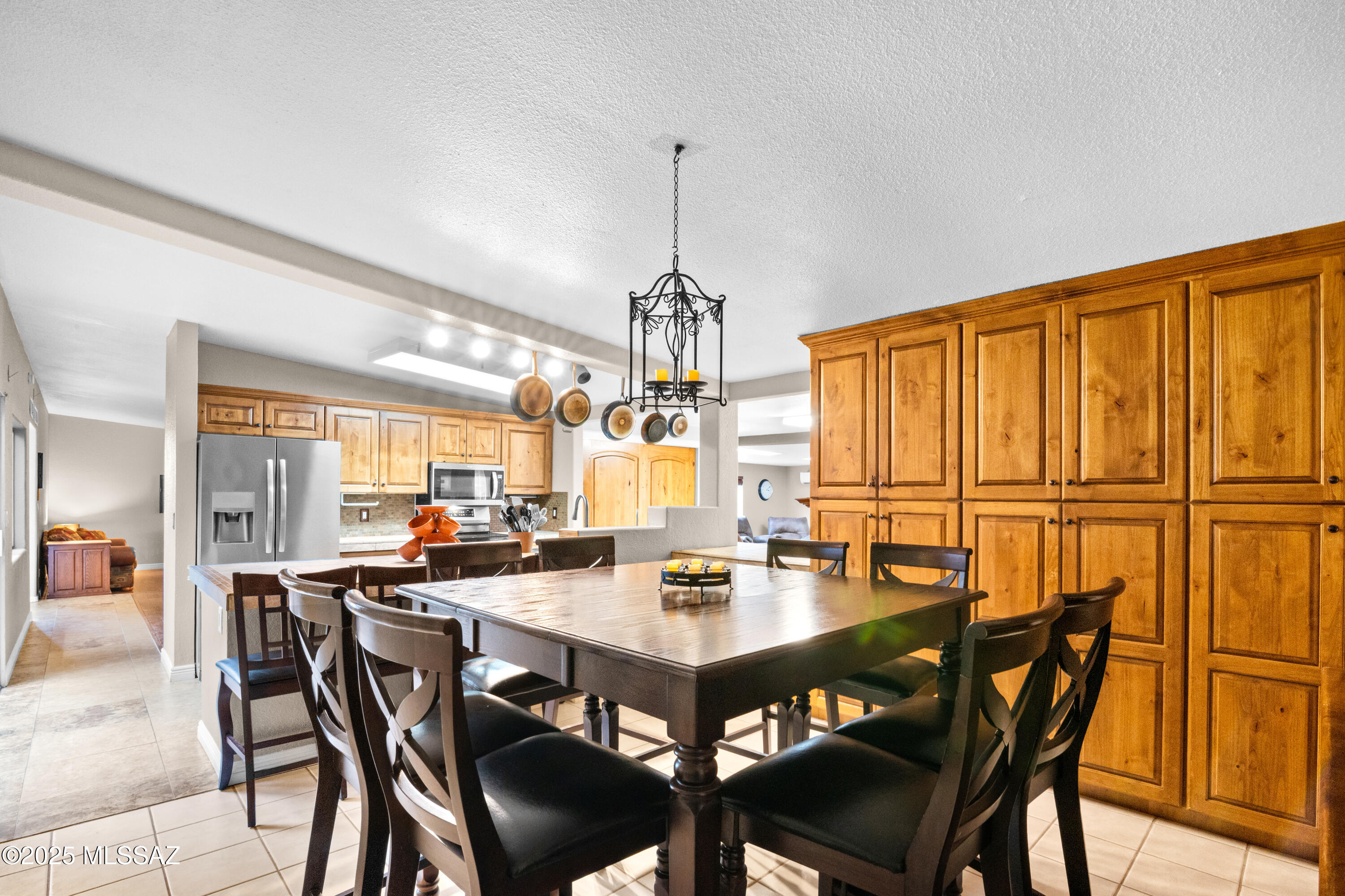 Casas Adobes Estates (541-618) - Residential