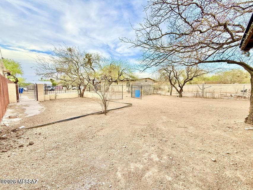 El Rio Park - Land