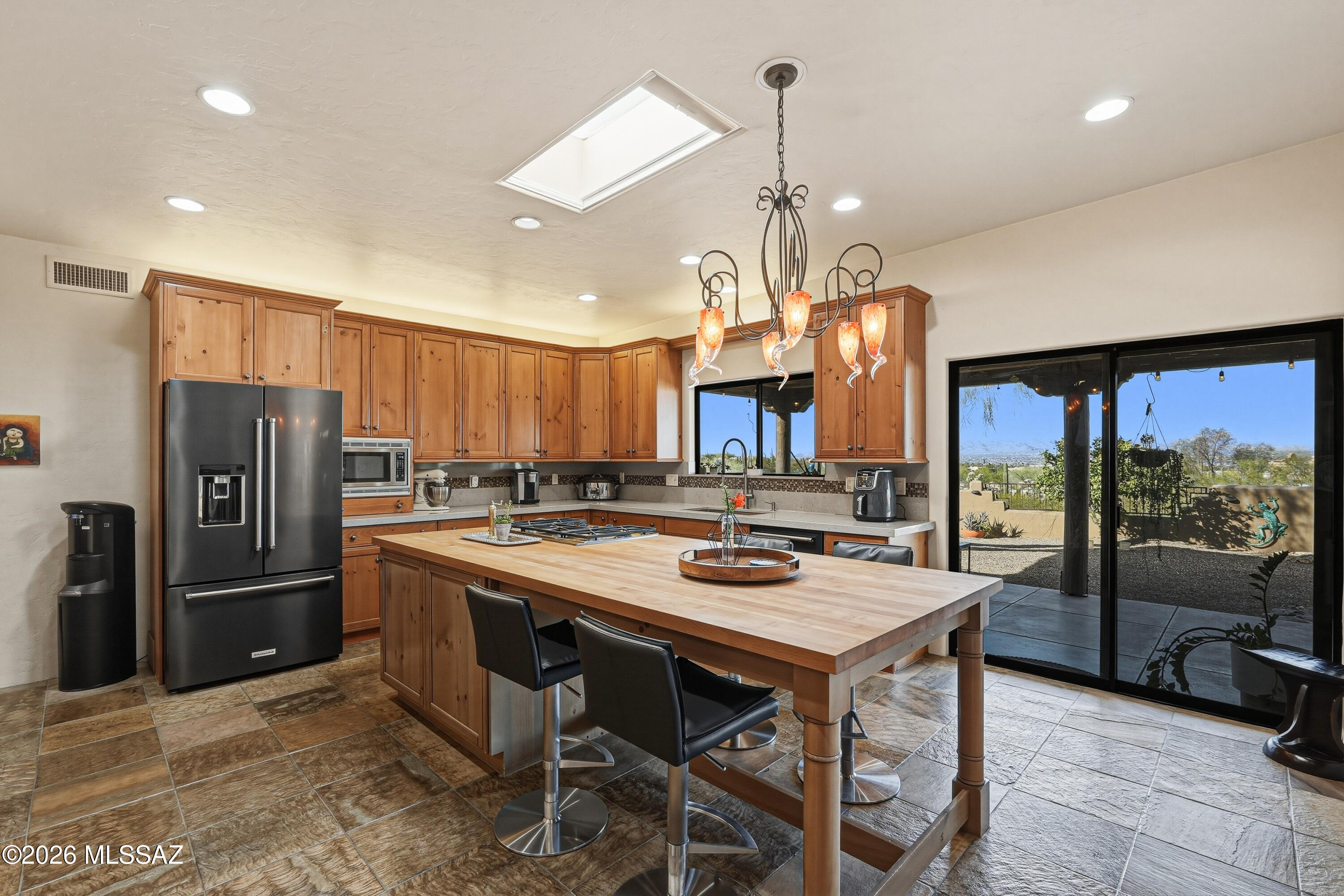 6060 N Abington Road