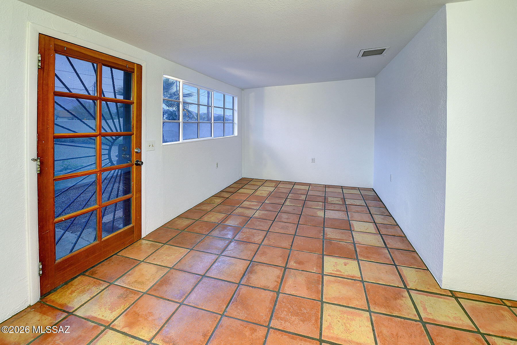 3156 E Towner Street