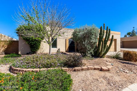 Photo of 1964 N Evelyn Avenue, Tucson, AZ 85715 (MLS # 22607248)