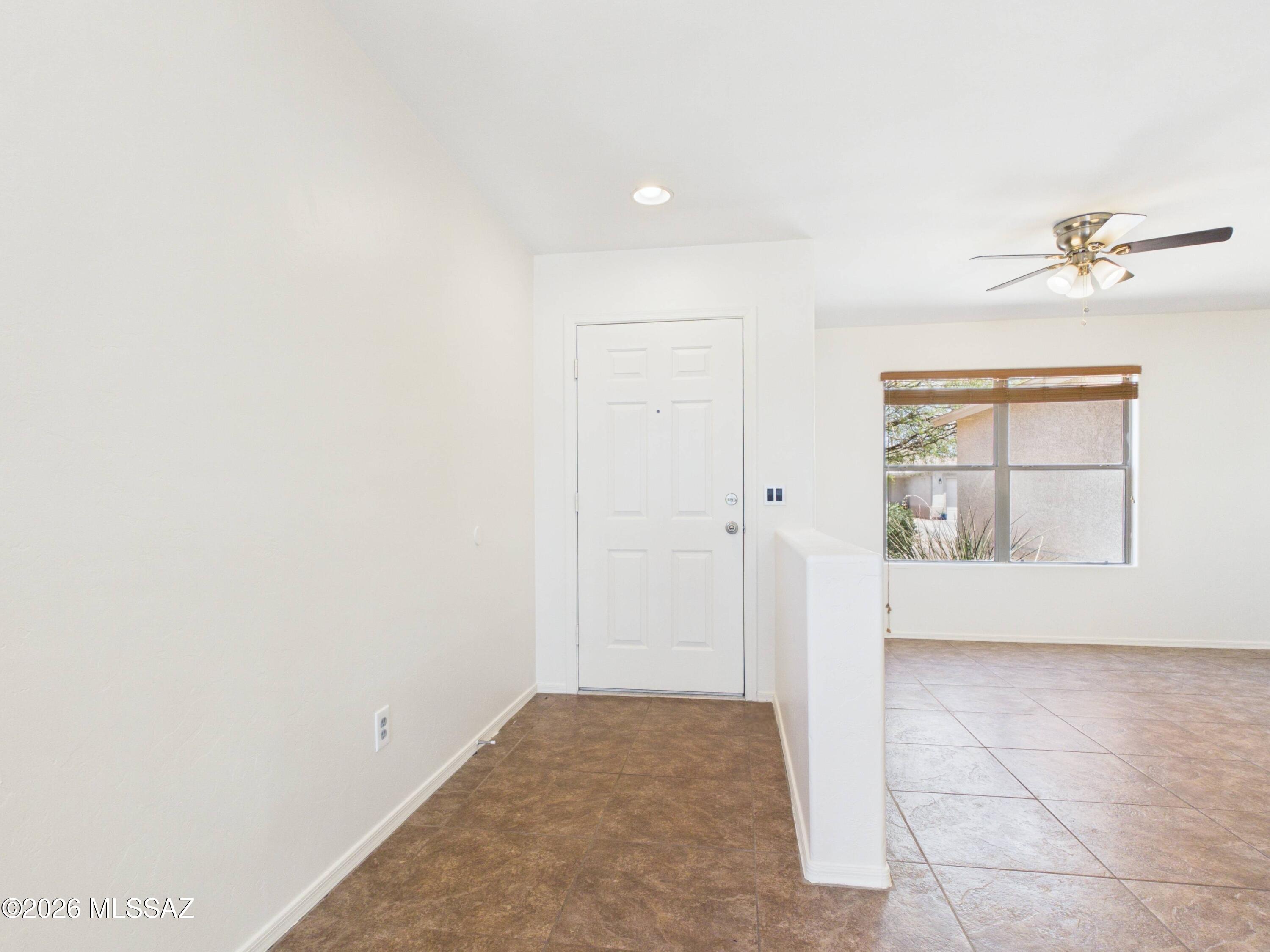 9974 E Deer Trail