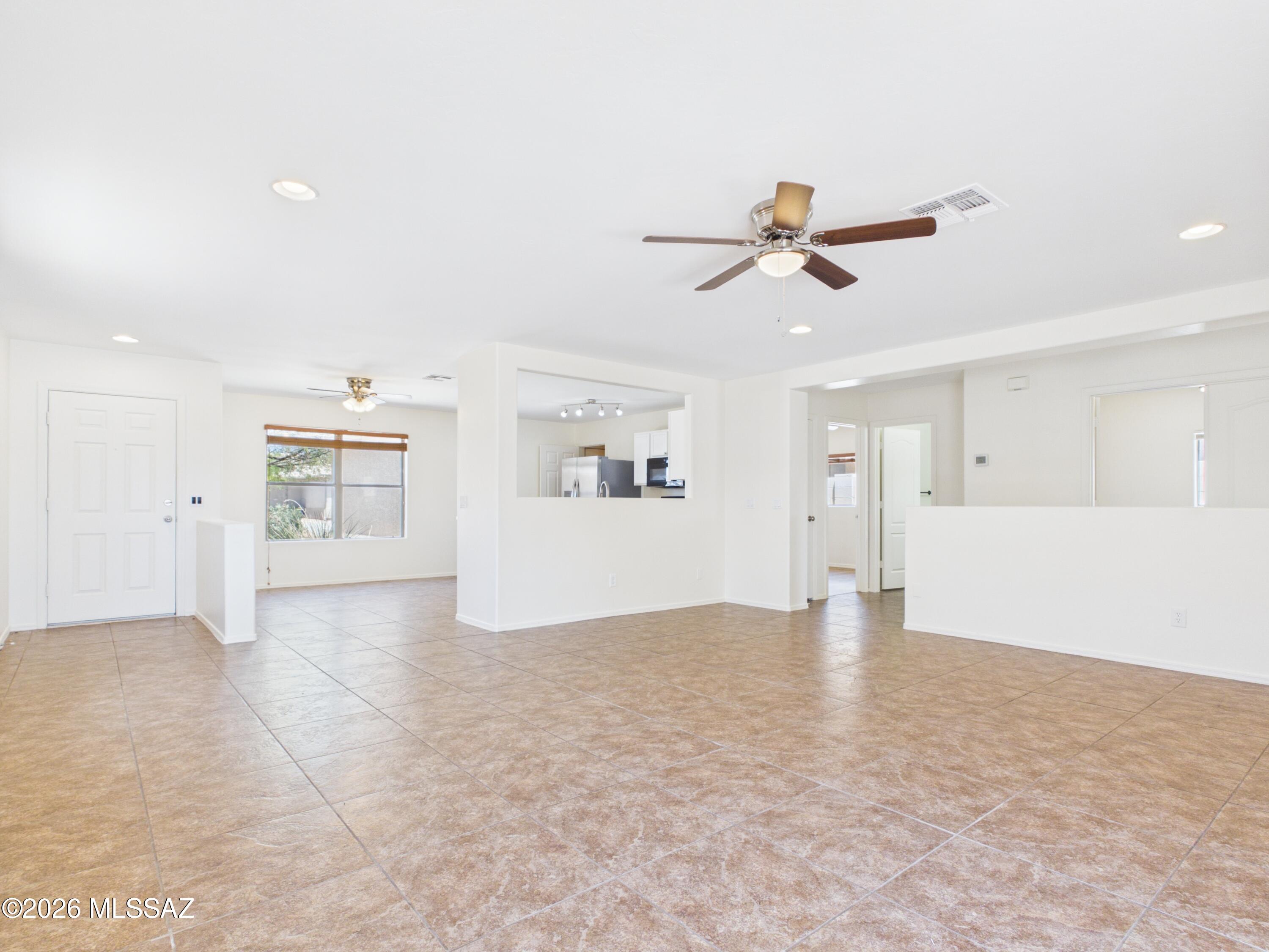 9974 E Deer Trail