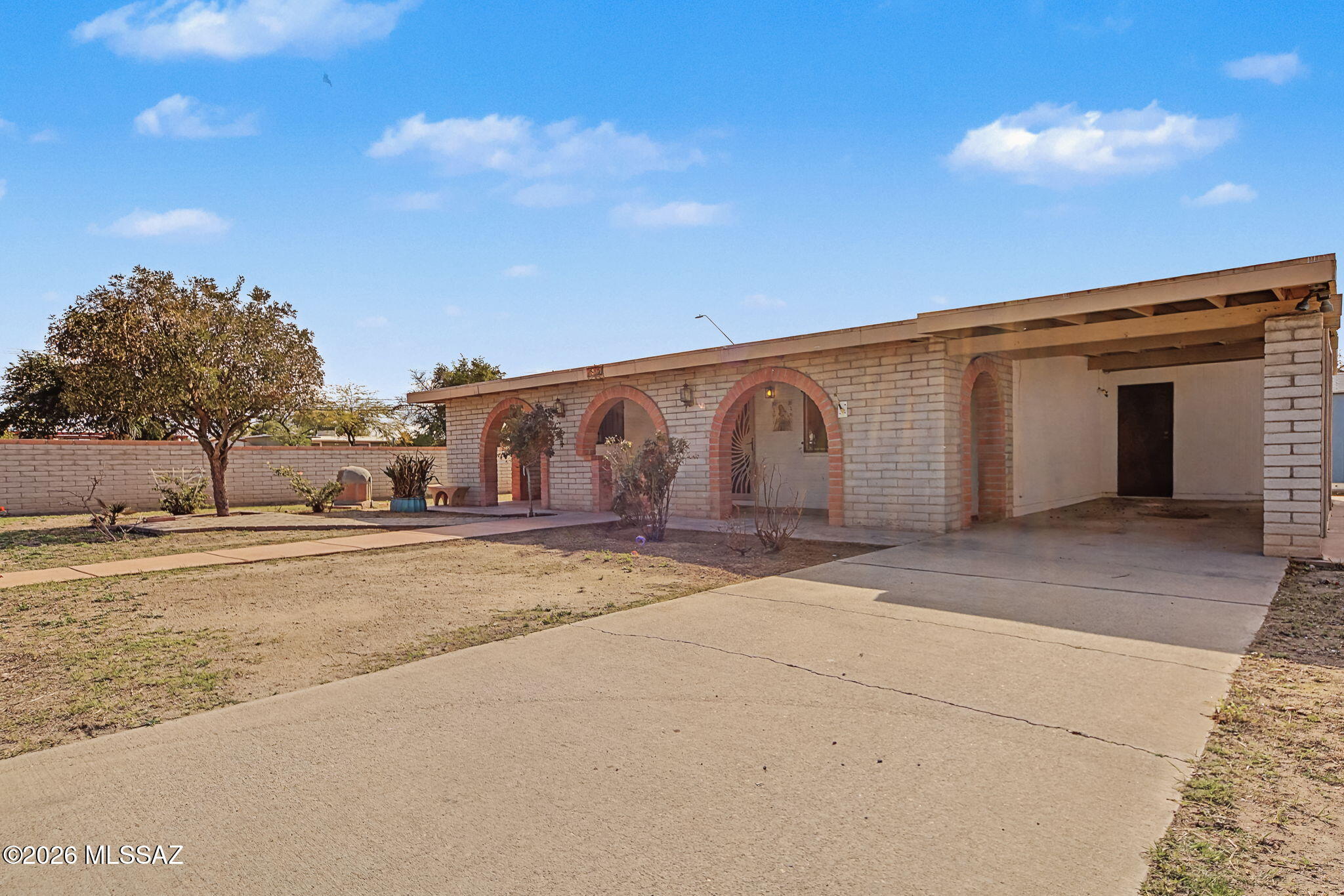 South Manor - Residential