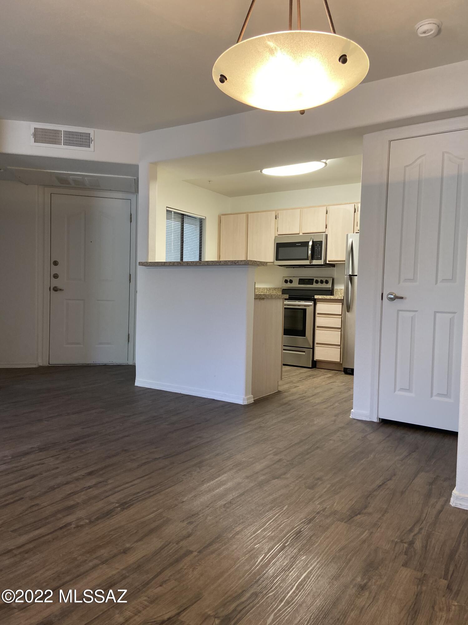 Veranda at Ventana Condominiums - Residential Lease