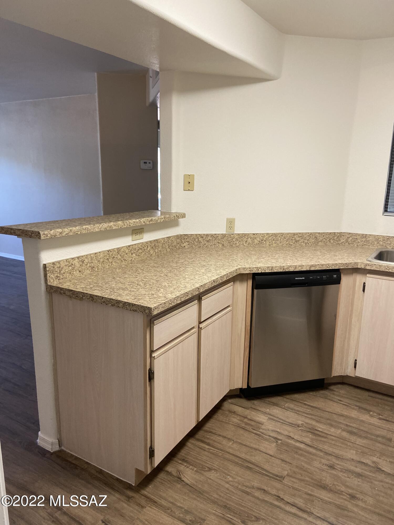 Veranda at Ventana Condominiums - Residential Lease