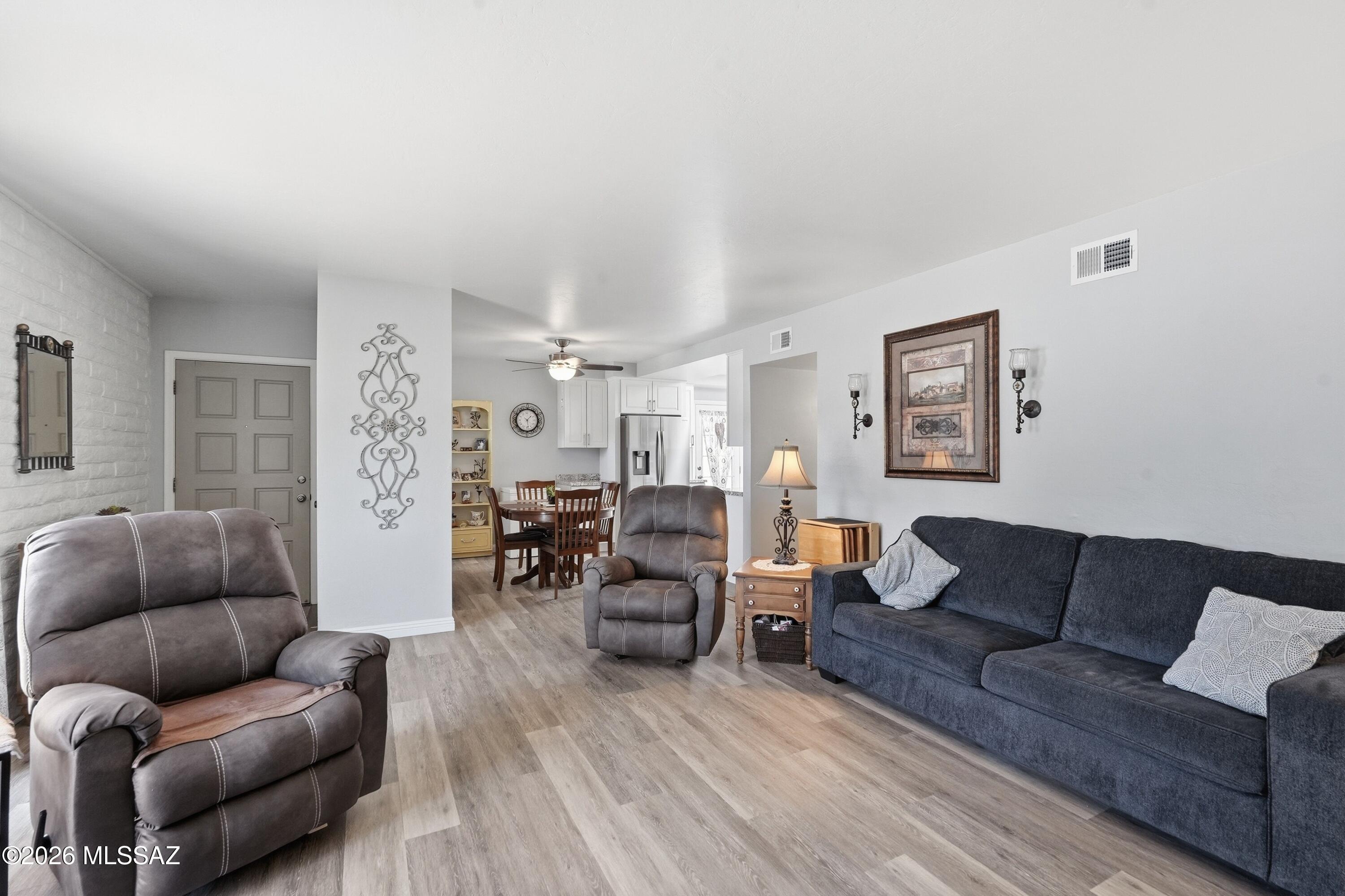 1551 S San Ray