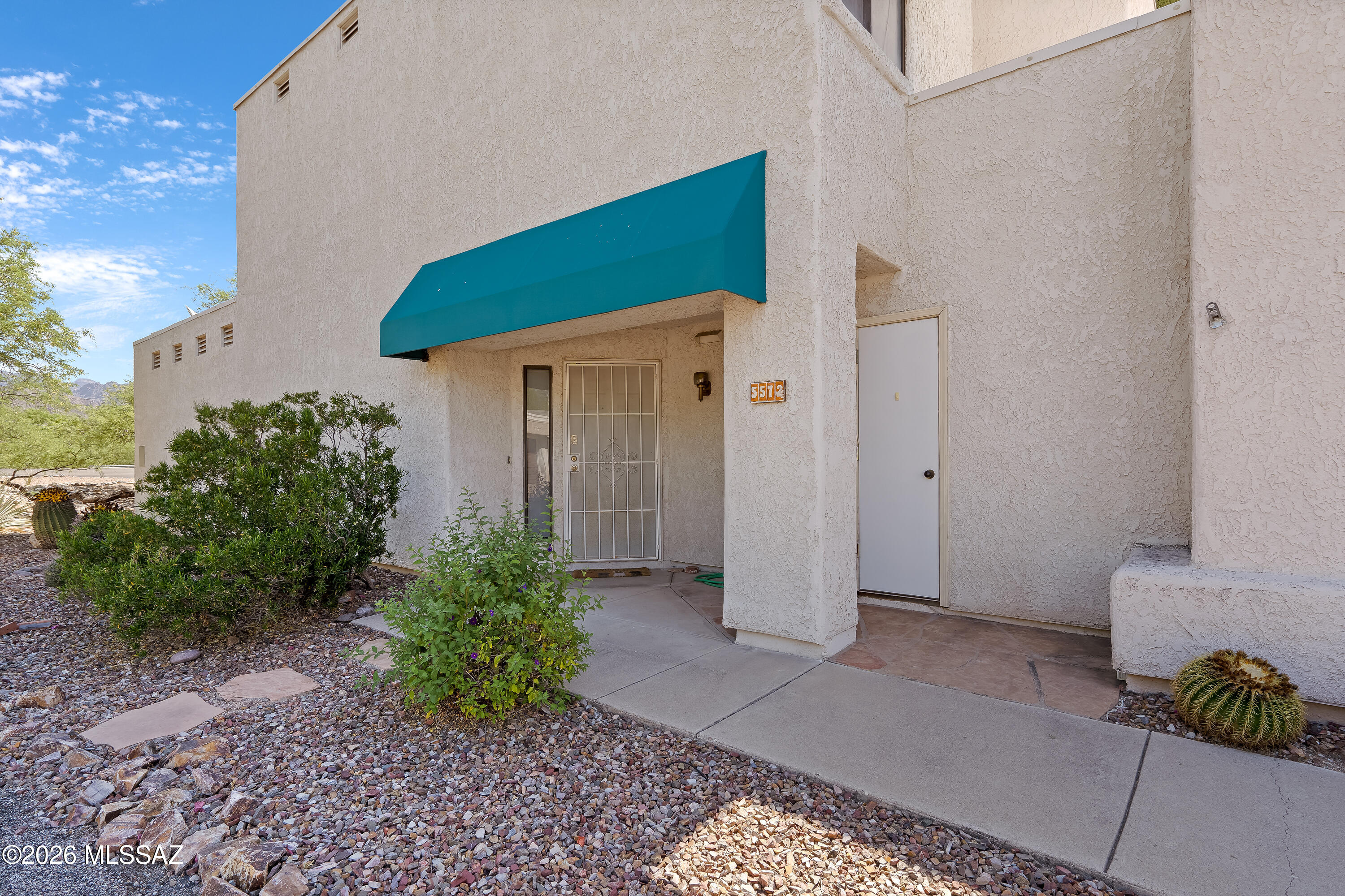 5572 N Crystal Mist Place