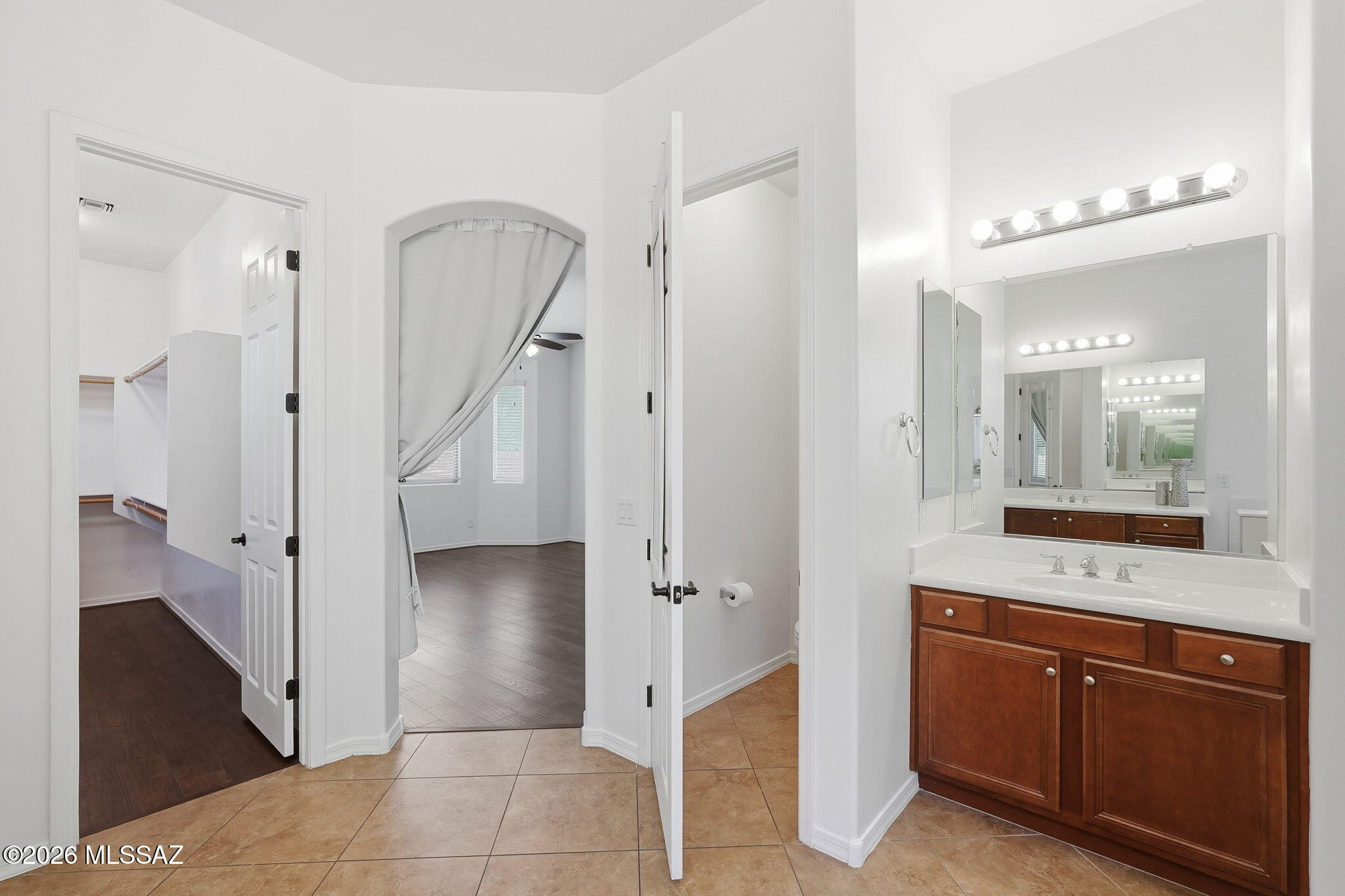 Tangerine Crossing (348-352) - Residential