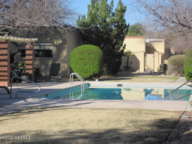 Woodland Villas (47-90) - Residential Lease