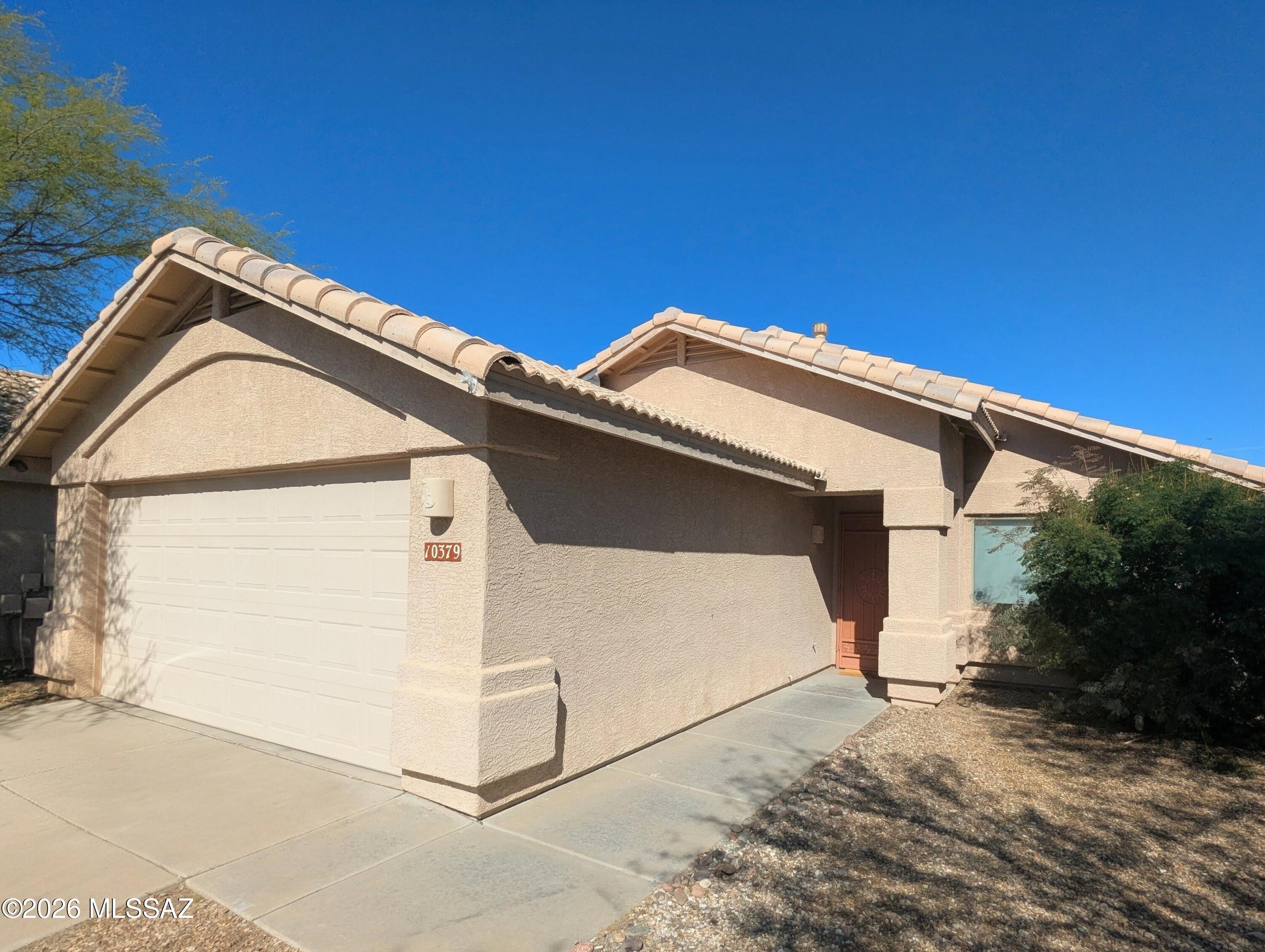 10379 E Ravenswood Street