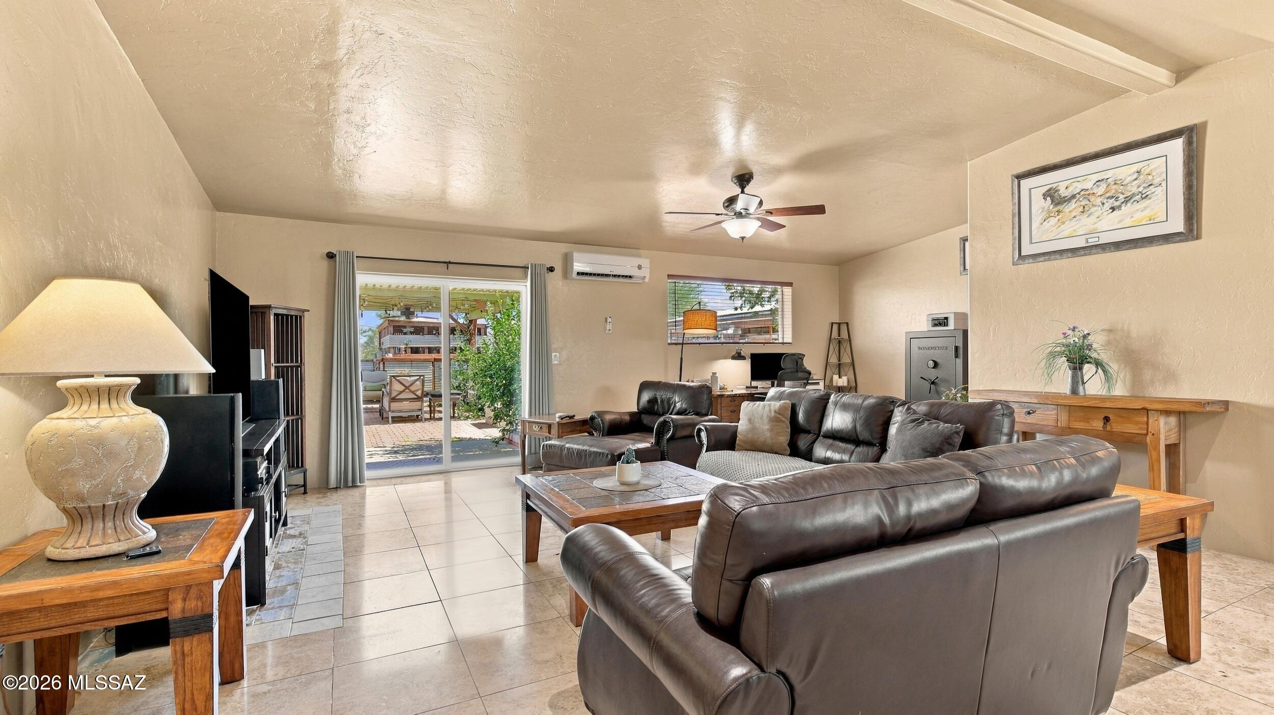 4520 N Calle Cadenza
