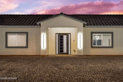 24 Camino Olympia Rio Rico AZ 85648