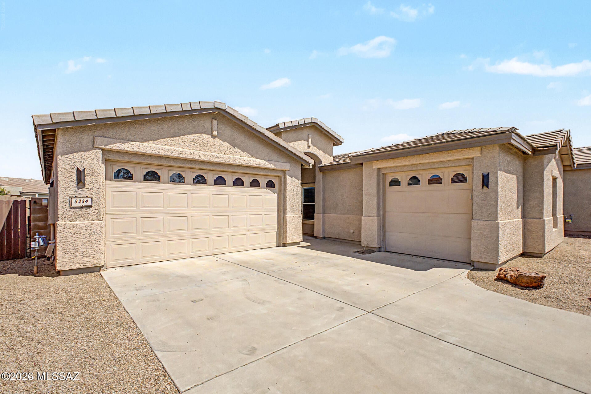 8234 N Stonehill Drive