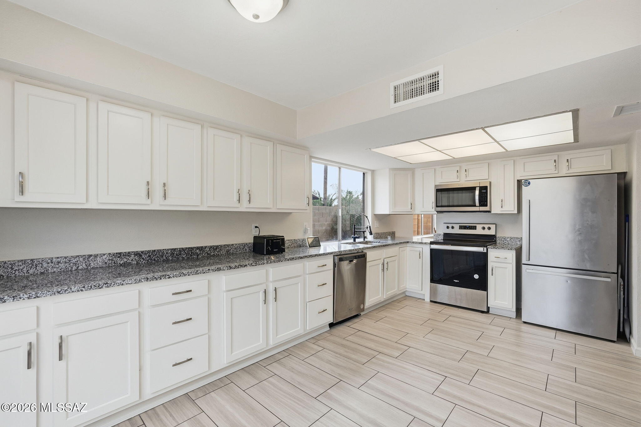 Mission West (1-370) - Residential