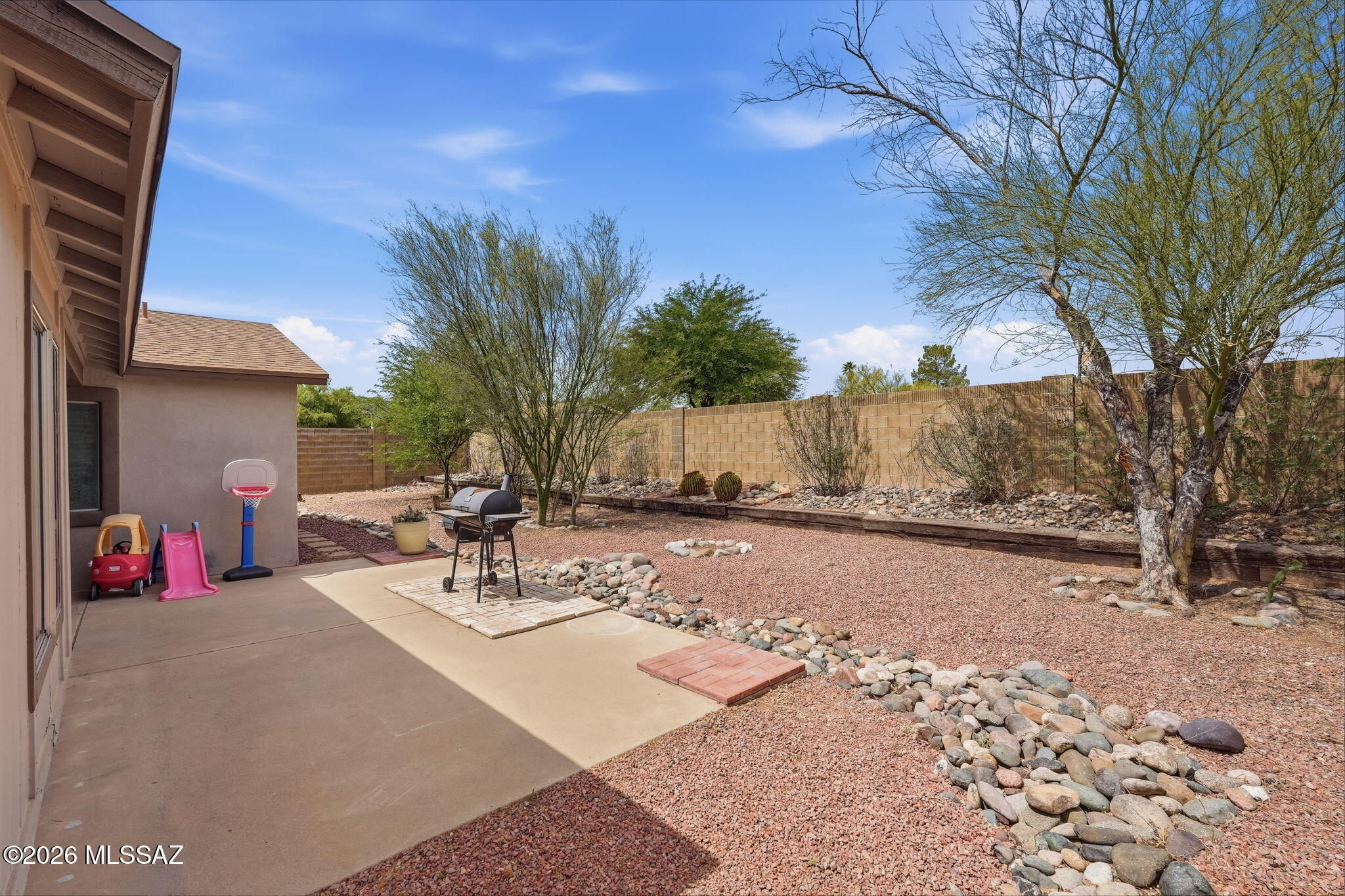 Mission West (1-370) - Residential