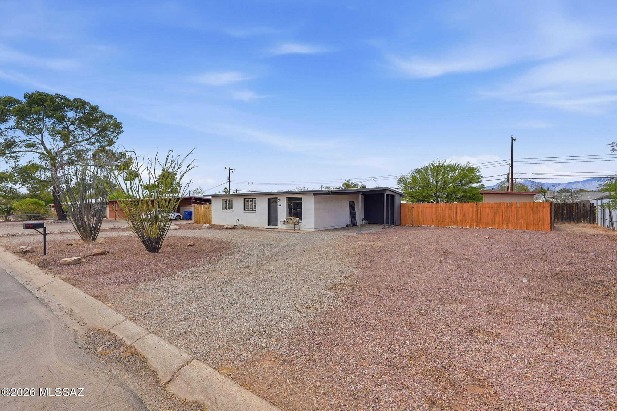6417 E Calle Herculo