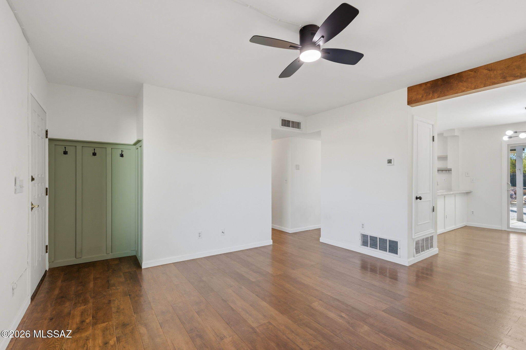 9221 N Macaw Place