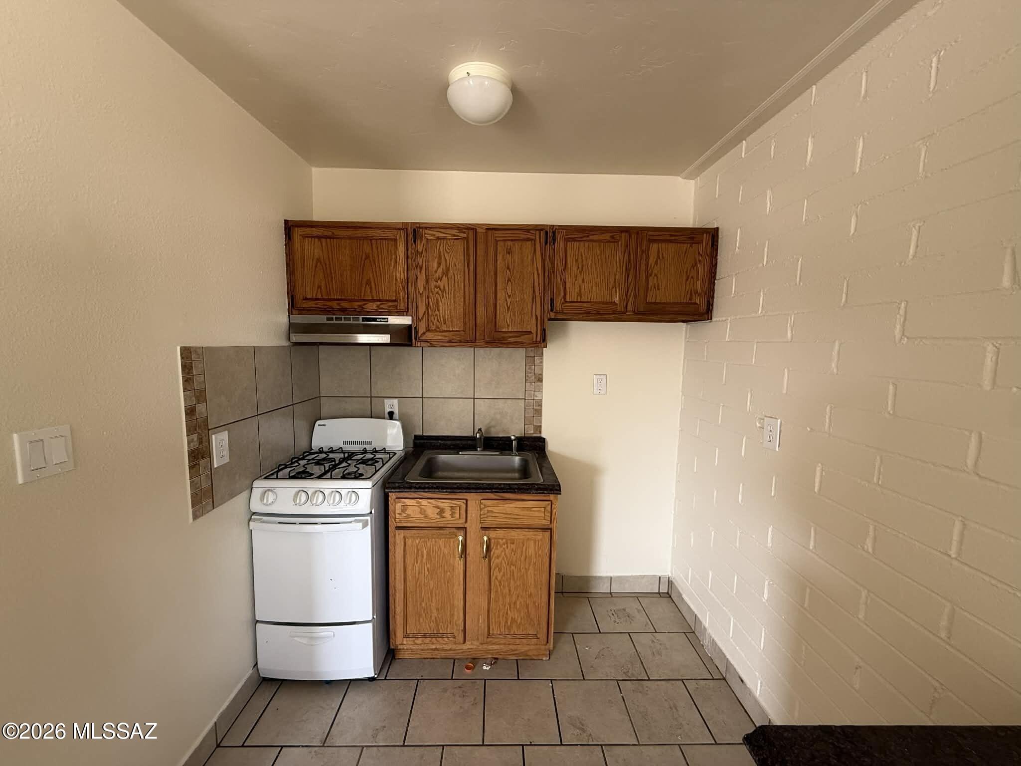 Ferry Addition - Residential Lease