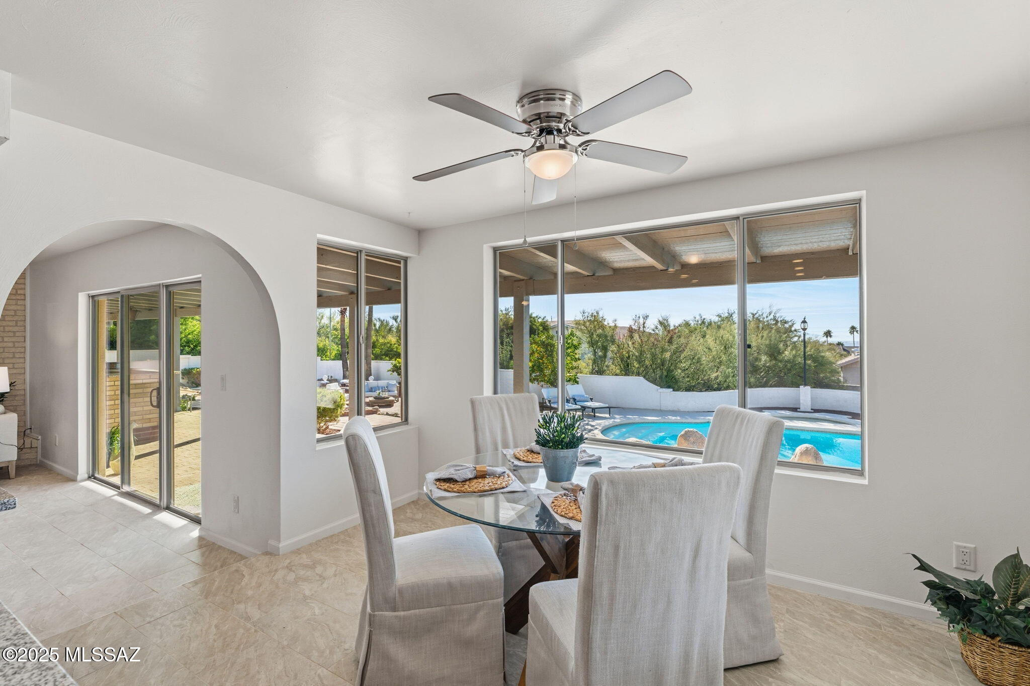 Shadow Roc (81-141) - Residential