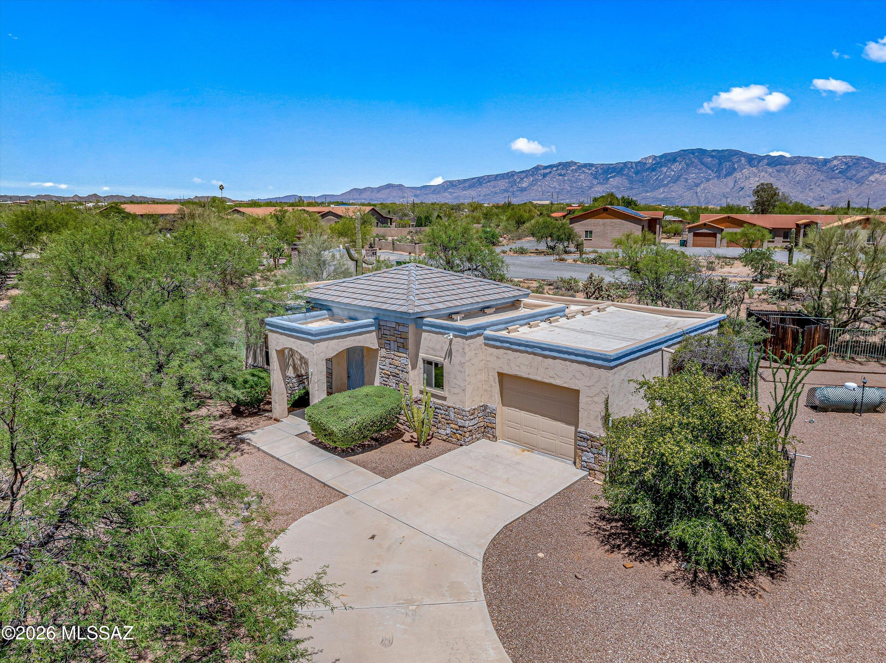 12394 N Camino Del Plata