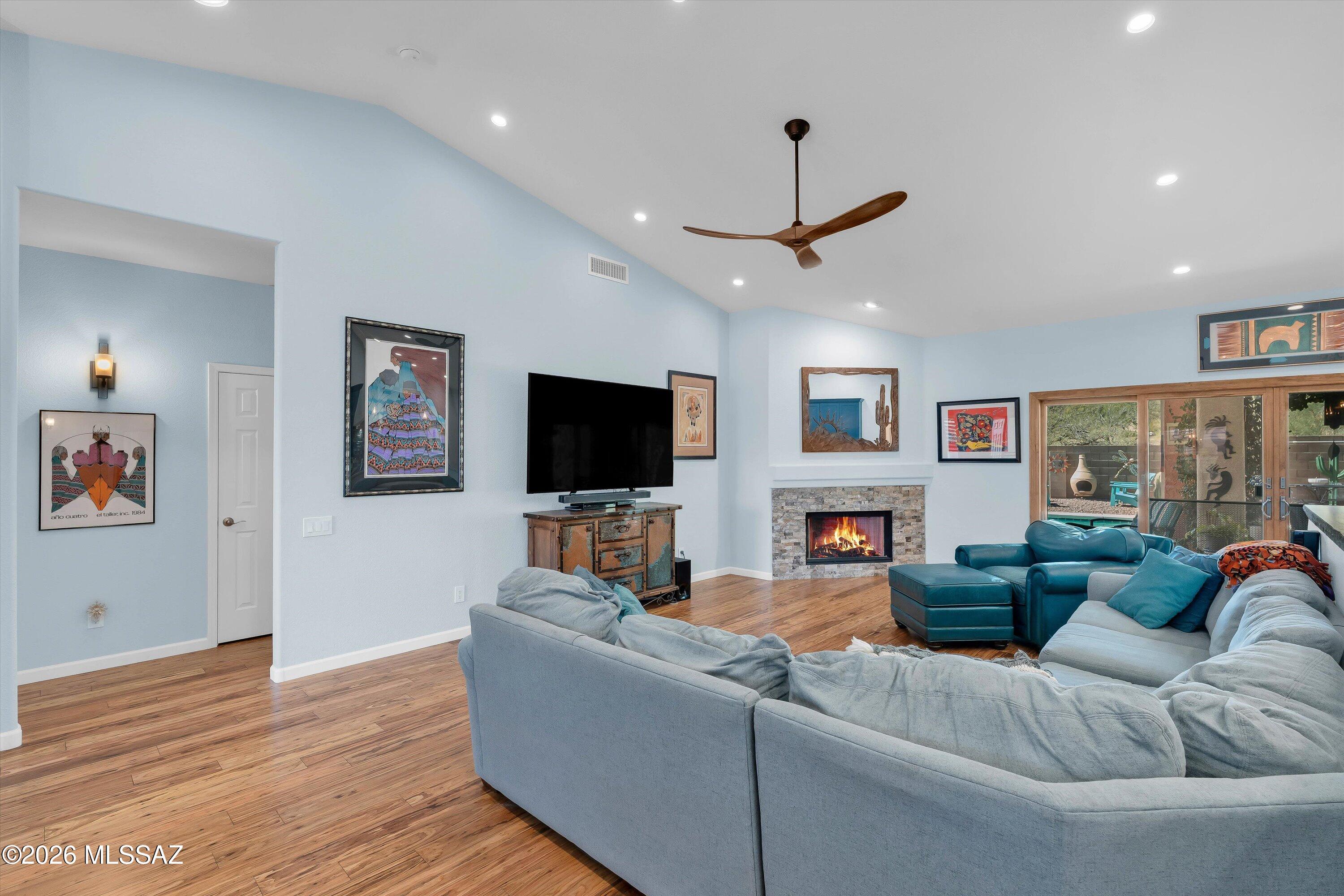 Bluffs (The) 2 - Residential