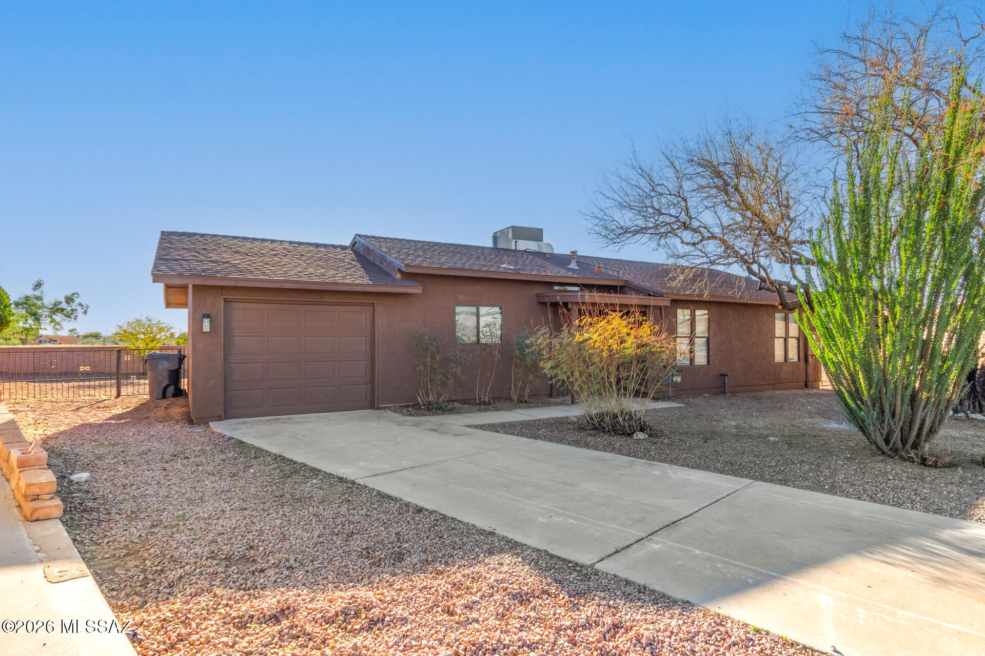 10580 E Observatory Drive