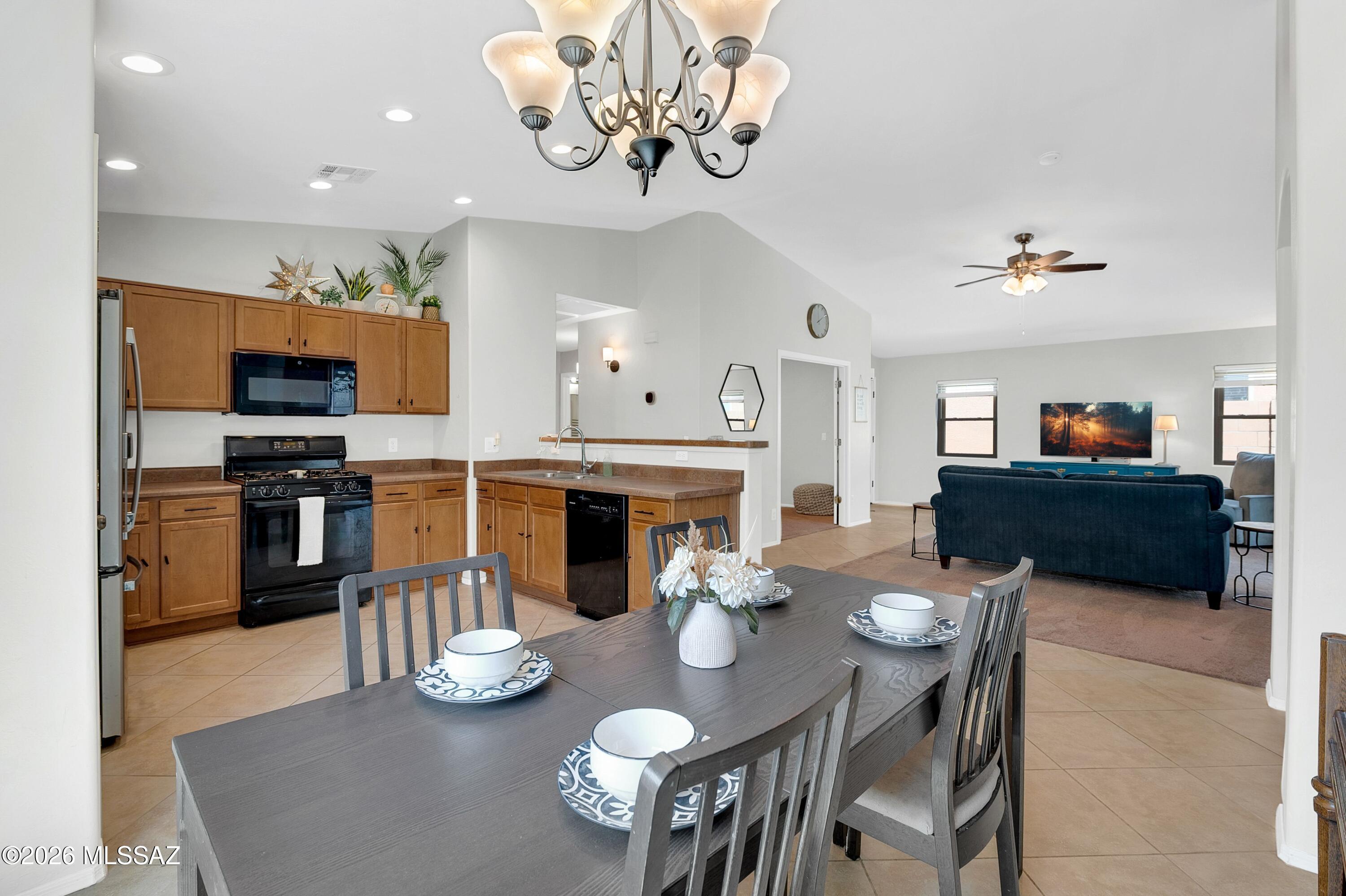 Rincon Vista at Rita Ranch (1-200) - Residential