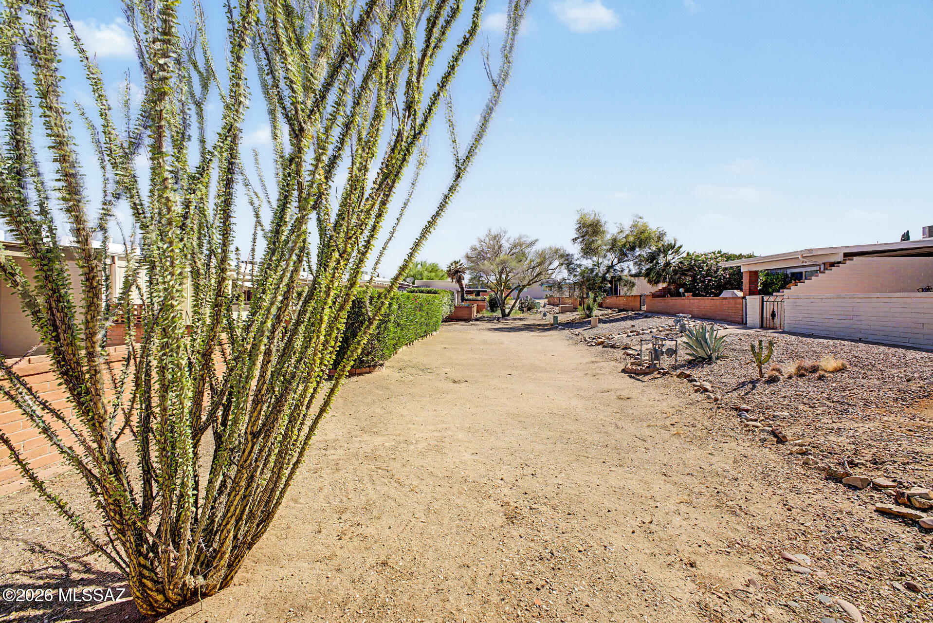 Green Valley Townhouses NO.7 - Residential