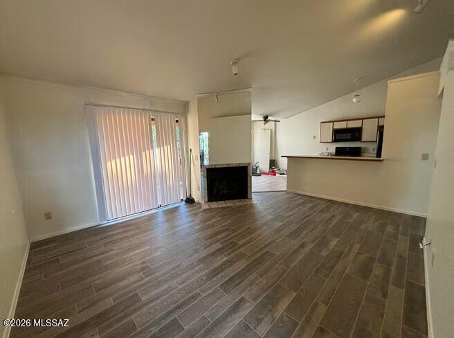1714 W Park Wood Lane